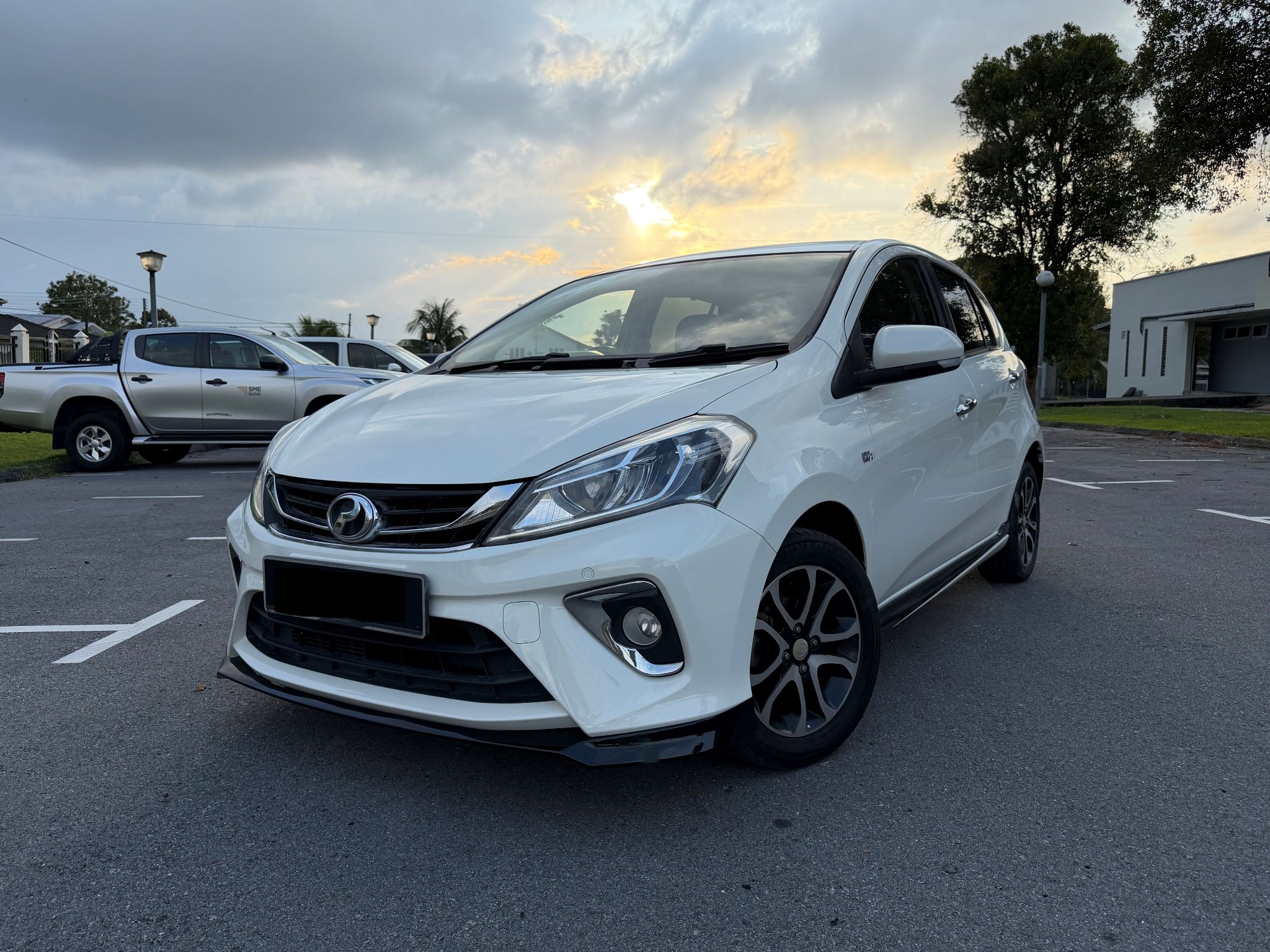 Michael Ngui Facebook ad: 2017 Perodua Myvi 1.5H New Body Paint TIPTOP Condition