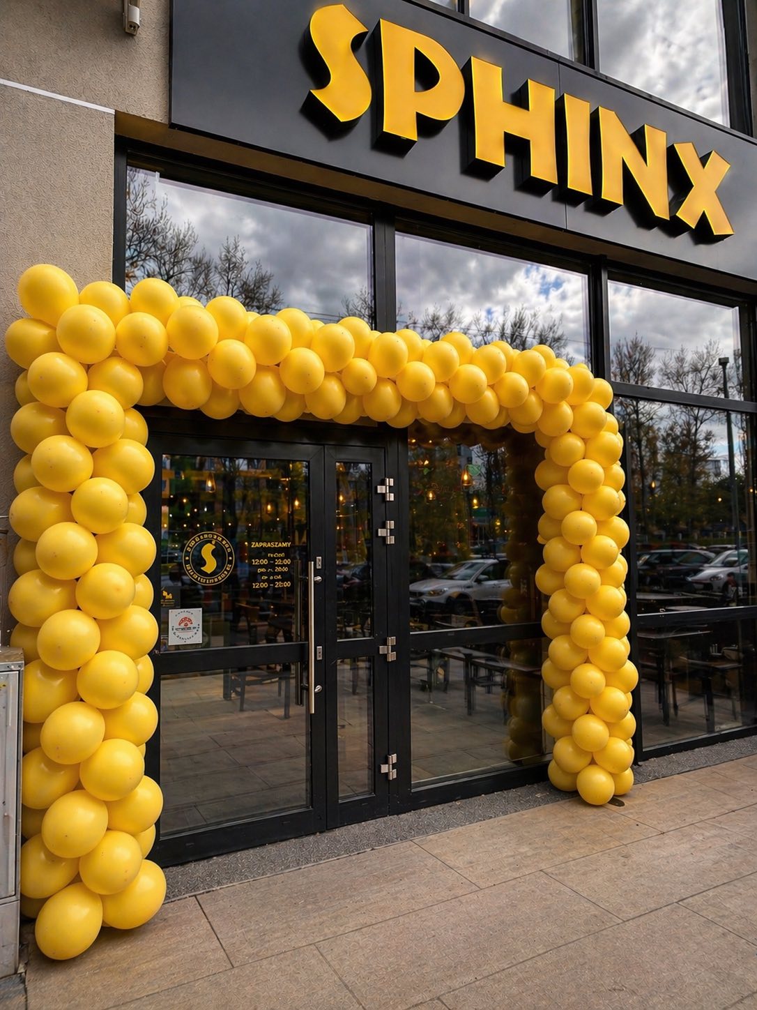 Sphinx Restauracje Facebook ad
