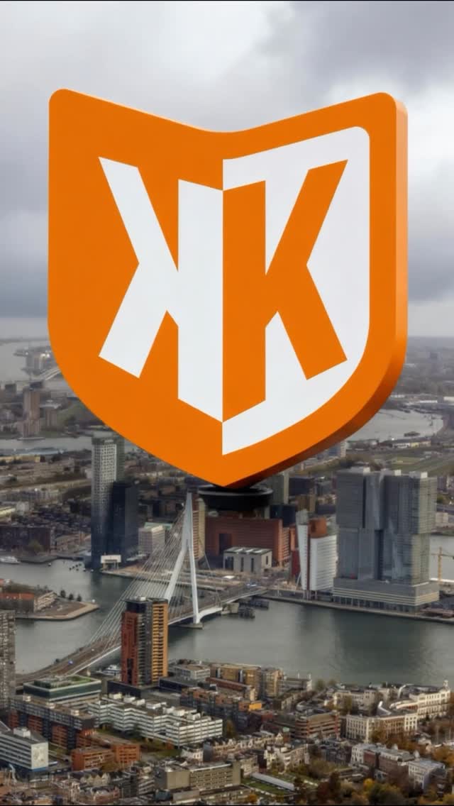 Foot korner Rotterdam 010 Facebook ad: LA RUE HABILLE LA RUE.