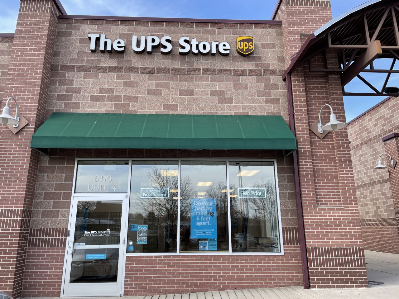 The UPS Store 7255 Facebook ad: Up to 3 months FREE on mailboxes