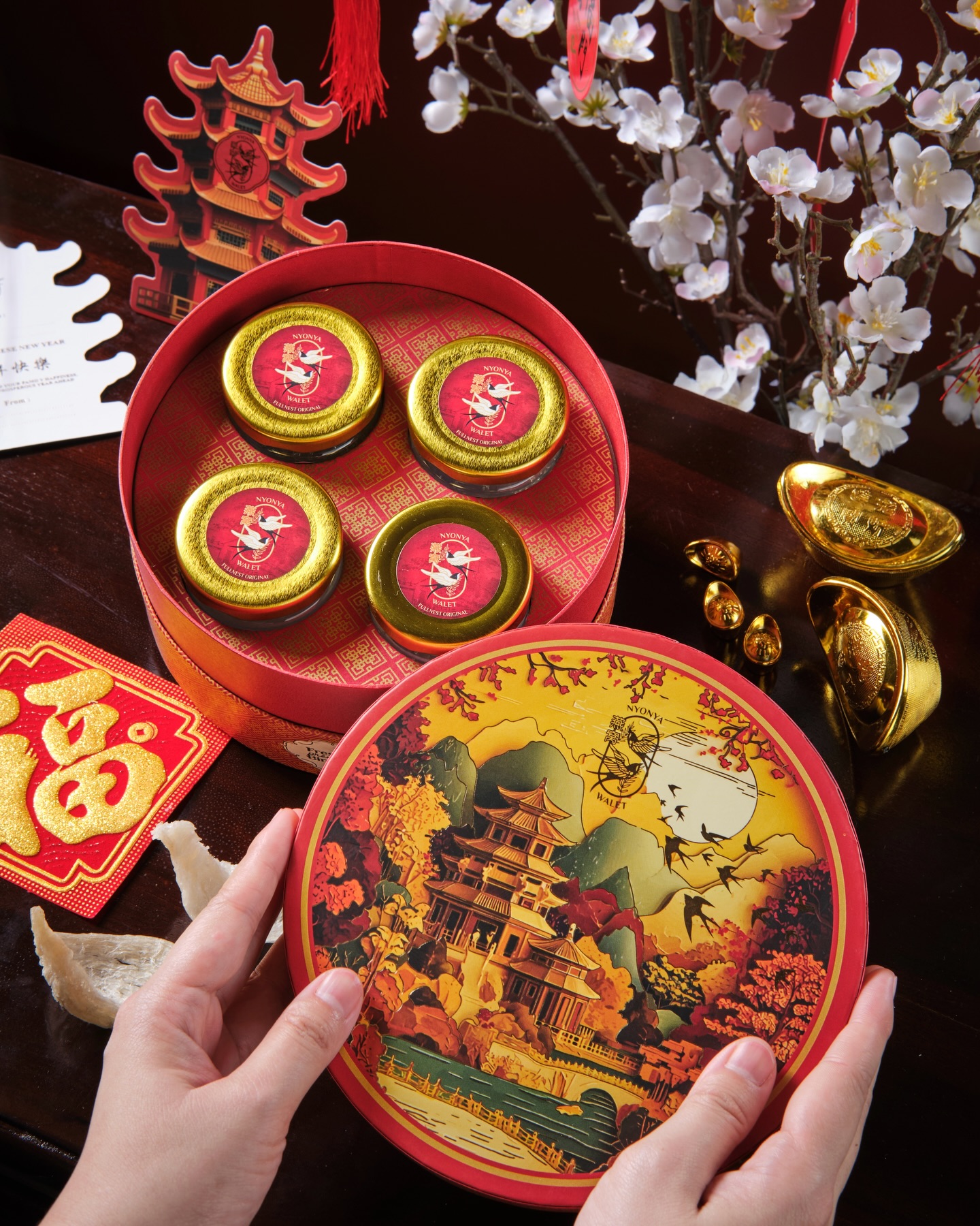 Nyonya Walet Fresh Premium Bird's Nest Facebook ad: A simple gift, a meaningful blessing