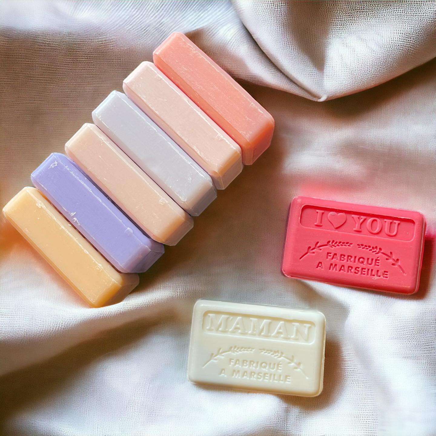 Chateau du Savon Facebook ad: Fabulous gift sets for Mothers Day March 15…