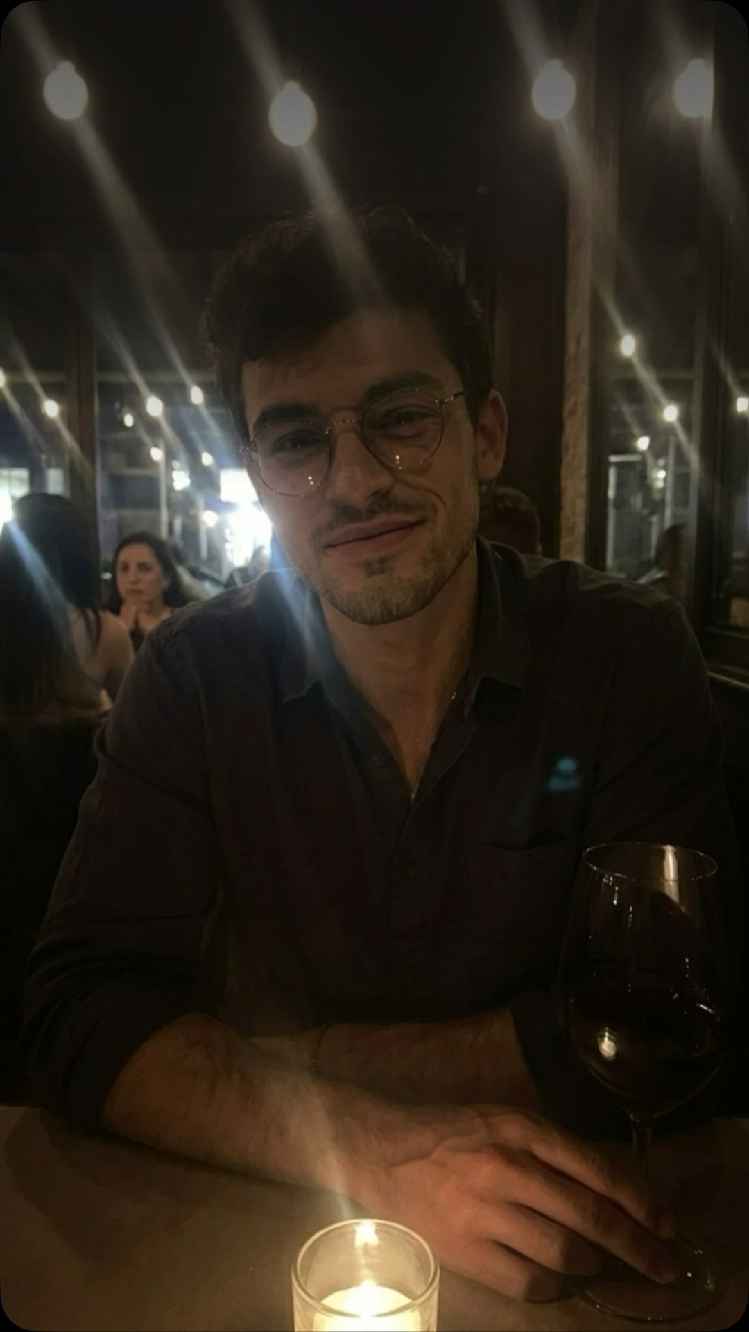 Aragon.ai Facebook ad: Restaurant lighting is great for dinner, but bad…