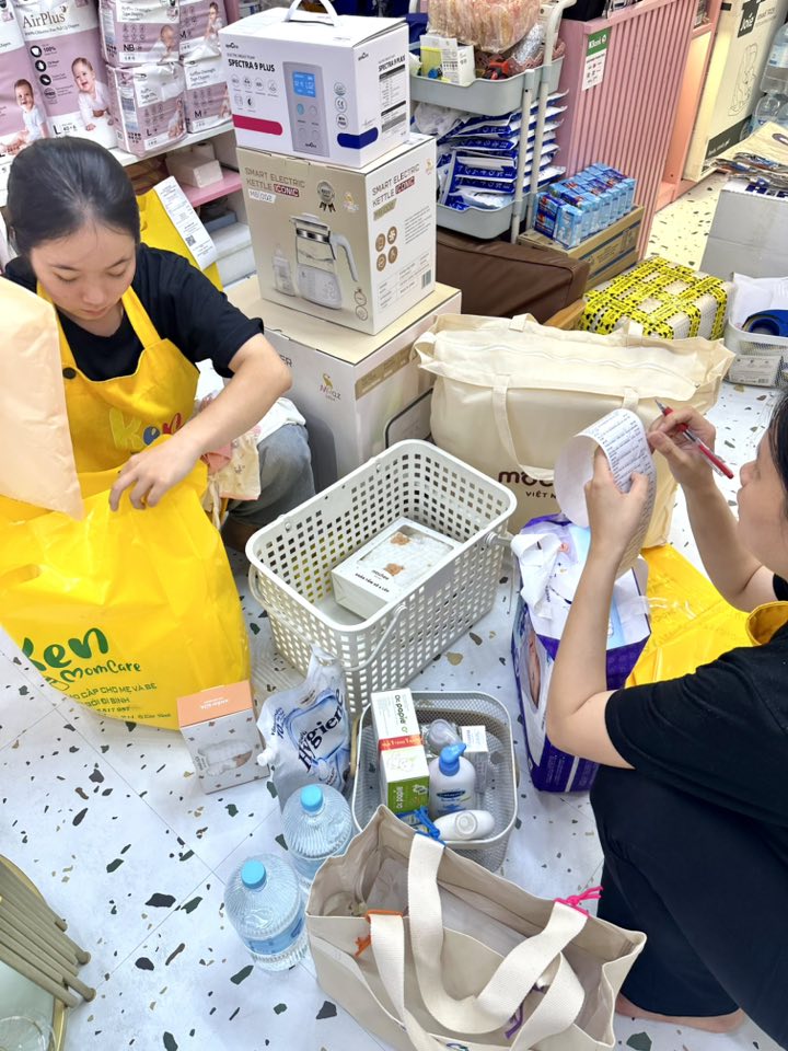 Ken Momcare - Shop Mẹ và Bé Facebook ad