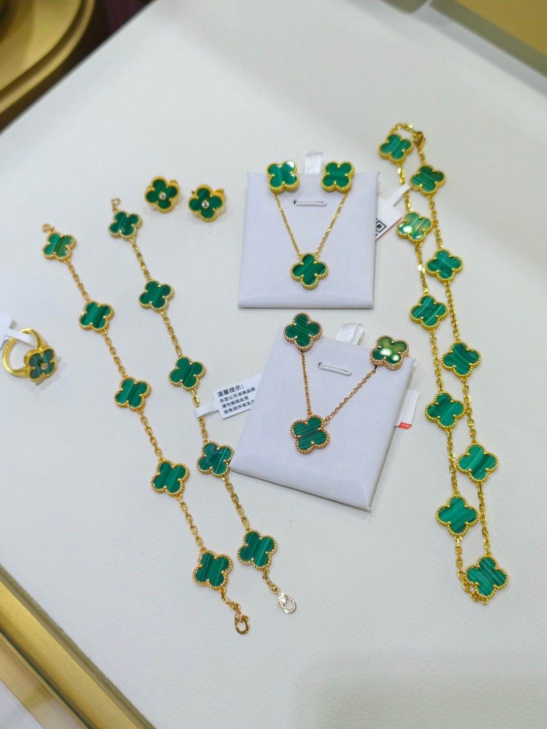 Angela Fashion Jewelry งานดี คุณภาพพรีเมี่ยม Facebook ad