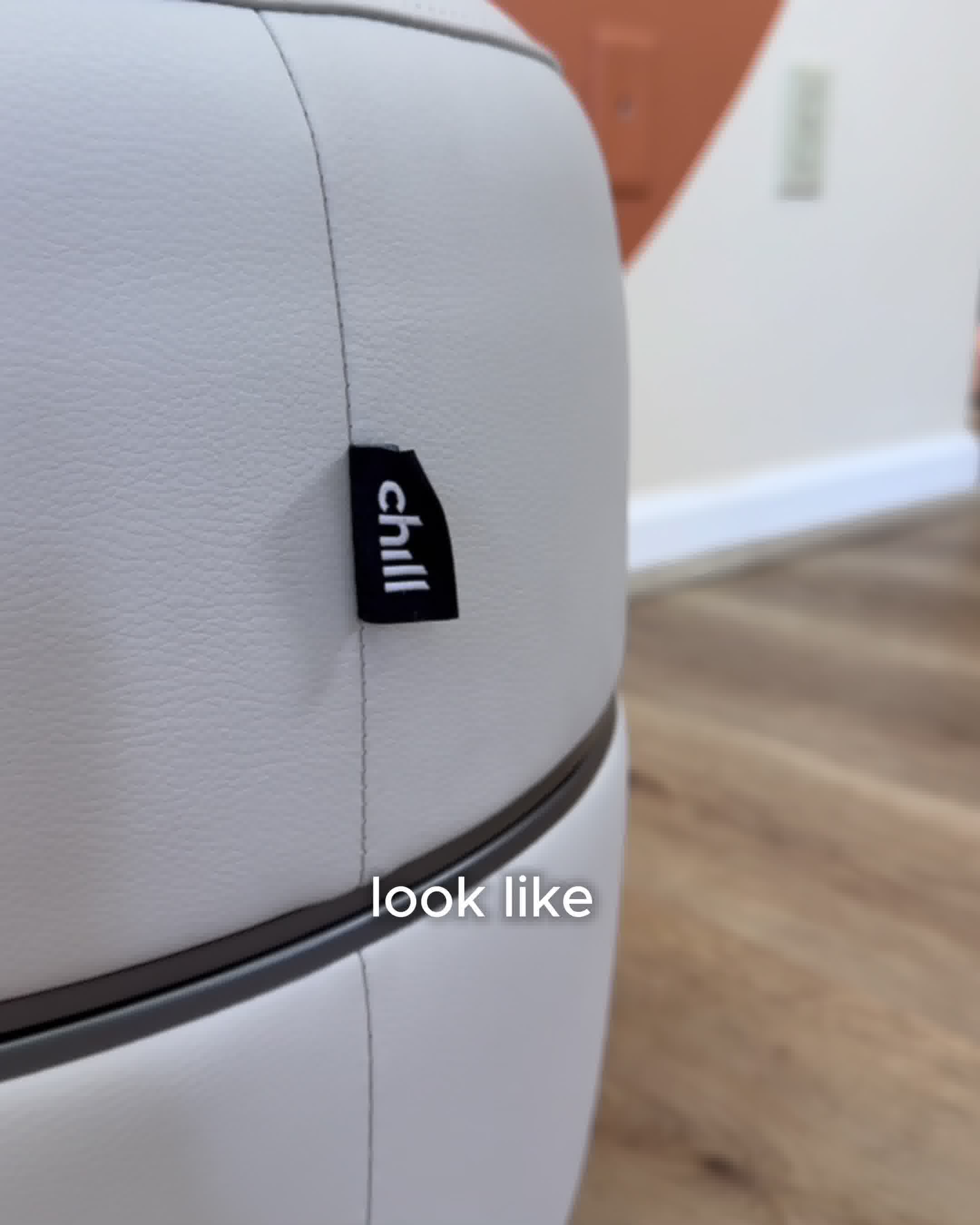 Chill Chair Facebook ad from Oct 26, 2025