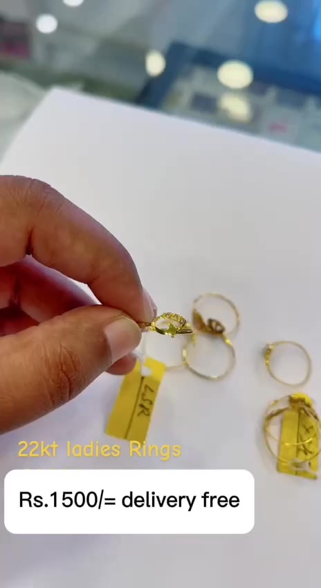 Shine with ලස්සන Gold Facebook ad: මිලදී ගැනීම සදහා Book Now button එක click කර ඔබගේ නිවරැදි…