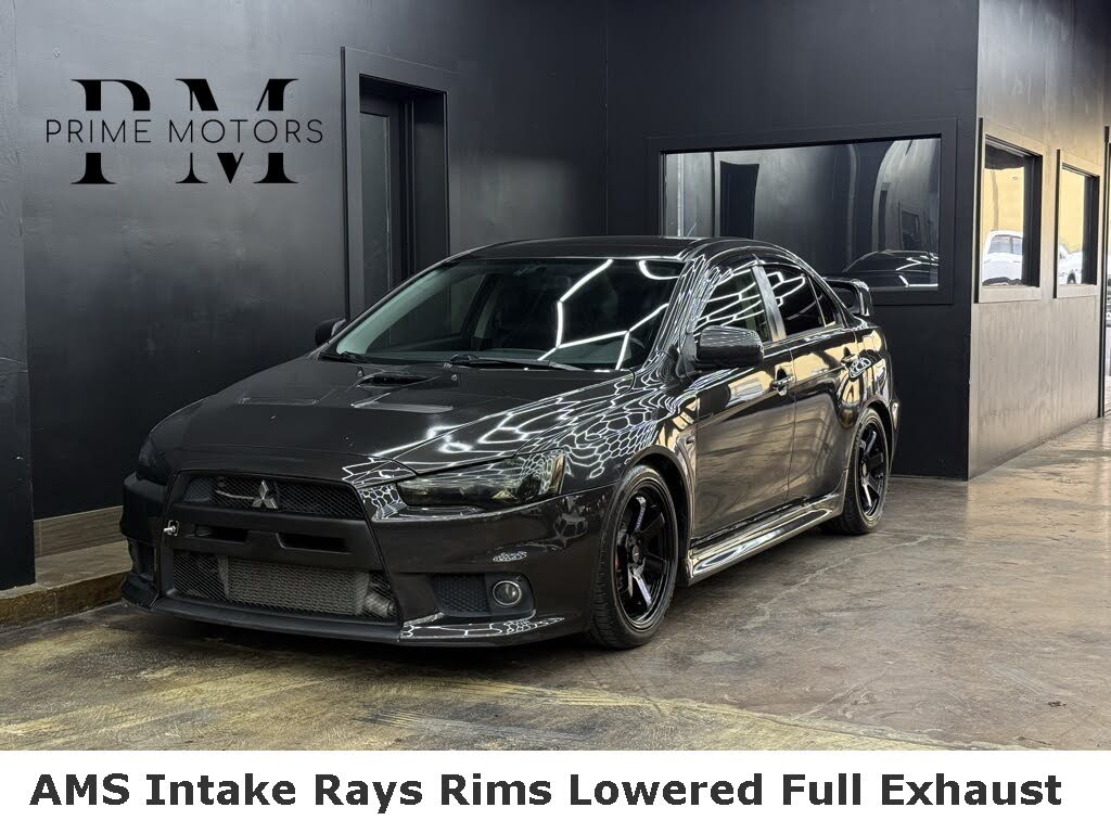 CarGurus Facebook ad