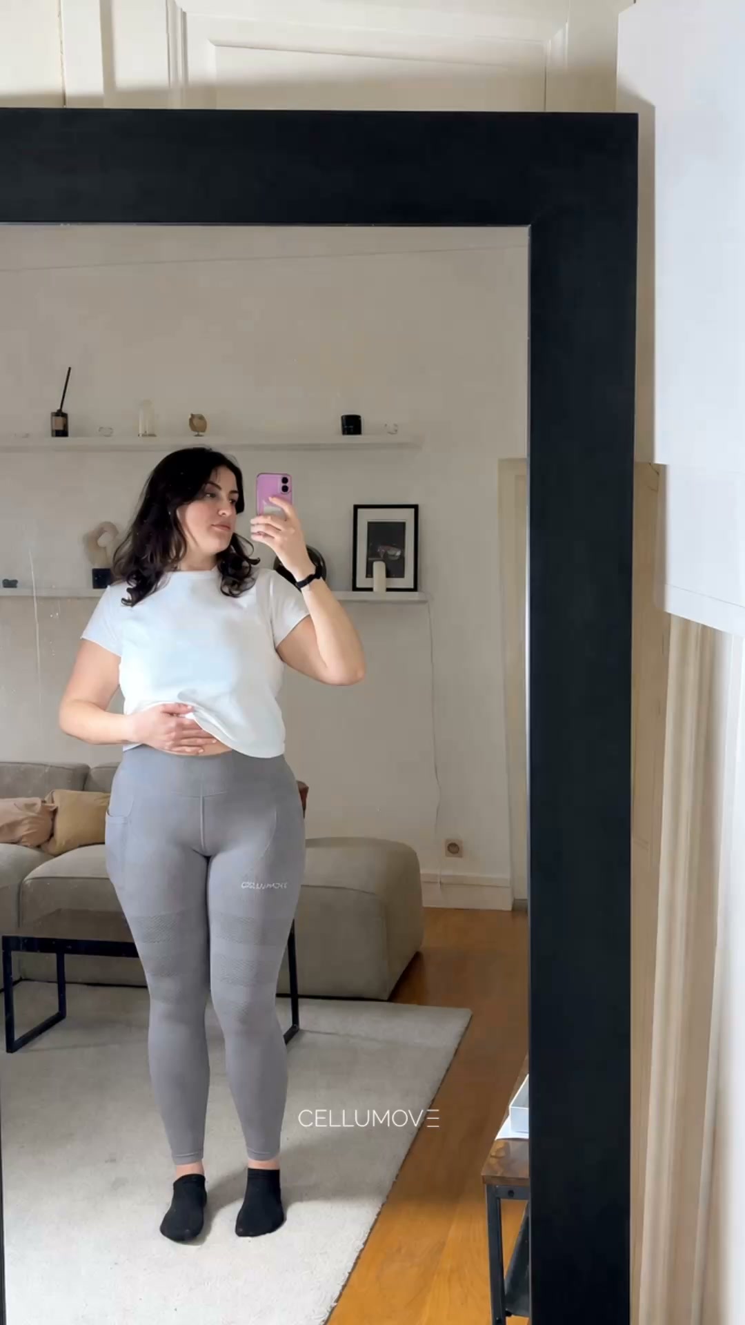 Cellumove- Facebook ad: Sculpt, smooth and lift effortlessly.