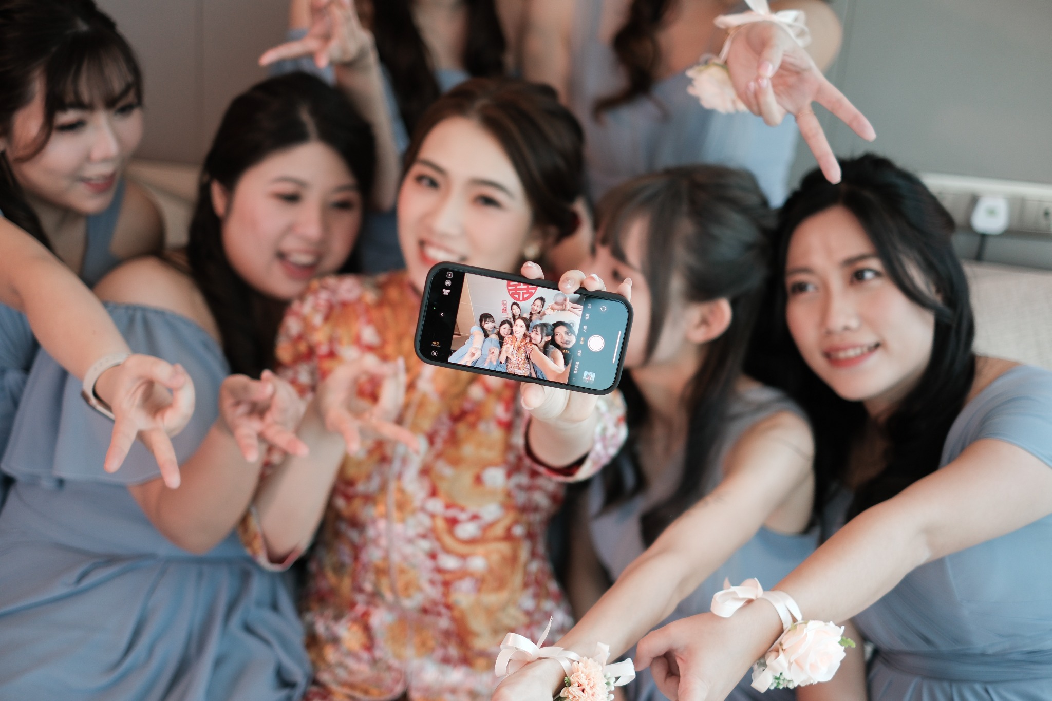 AT studio 婚紗攝影Pre Wedding Photography 禮服租賃 Bridal Dress Rental Facebook ad