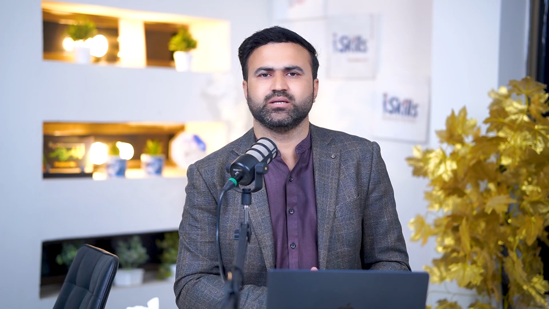 M Tanveer Nandla Facebook ad: iSkills is World's Best! Here's How?