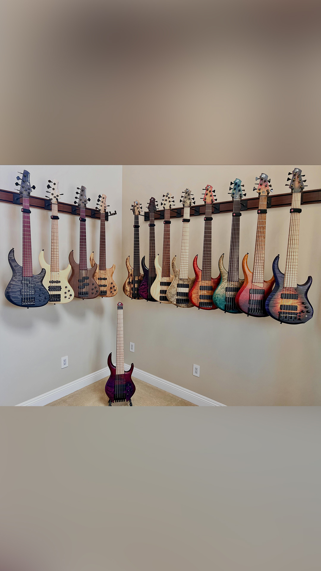 String Swing Displays Facebook ad