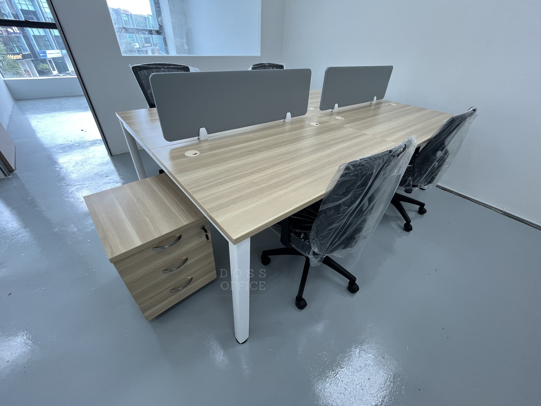 Dossoffice Furniture & Equipment Facebook ad: Thank You for Choosing Dossoffice!
