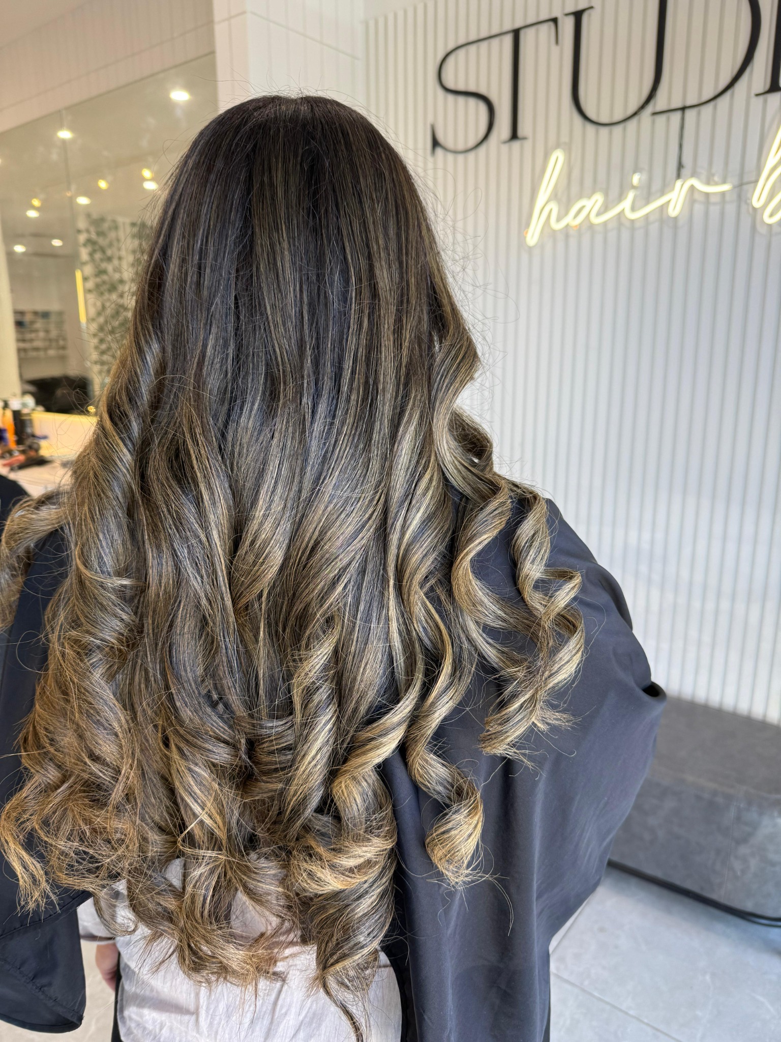 Studio Hair Bar Facebook ad