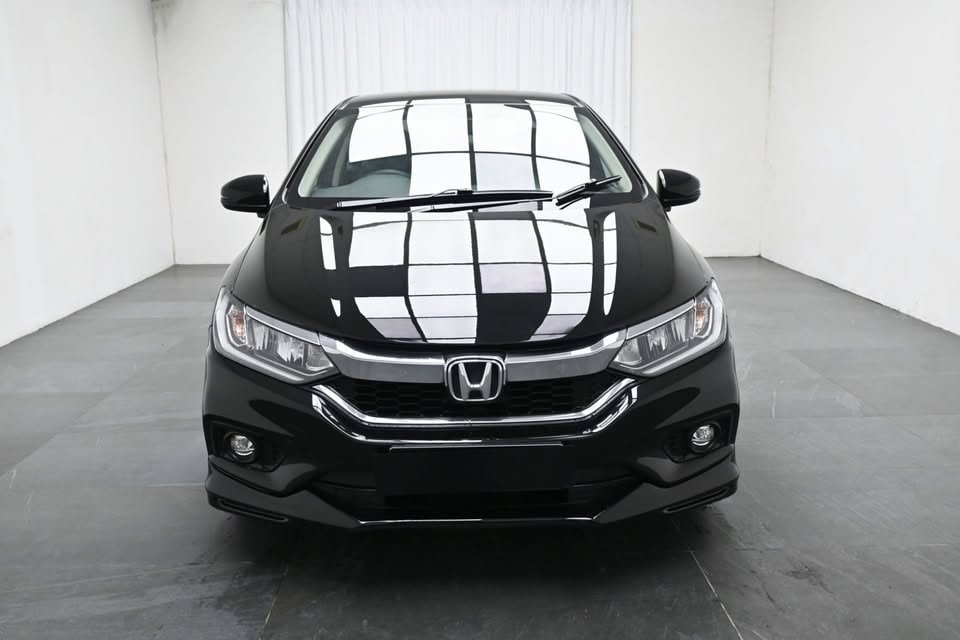 Zoe Chong Facebook ad: 2022 HONDA CITY 1.5 V (A)
