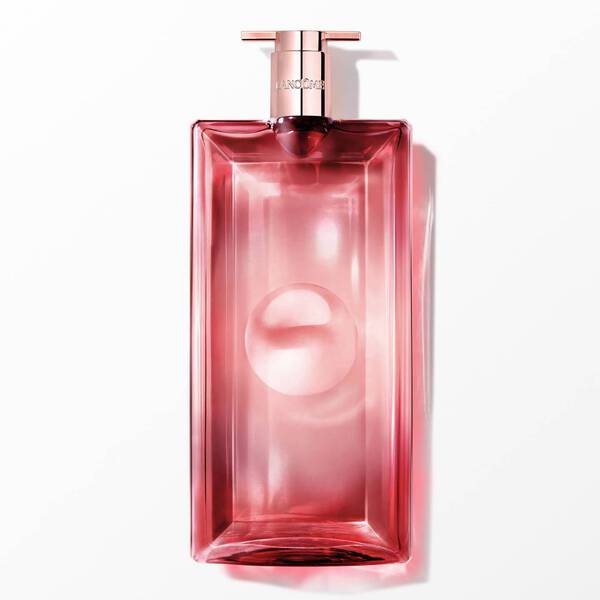 Lancôme Facebook ad: Celebra la felicidad con Lancome y lleva increíbles…