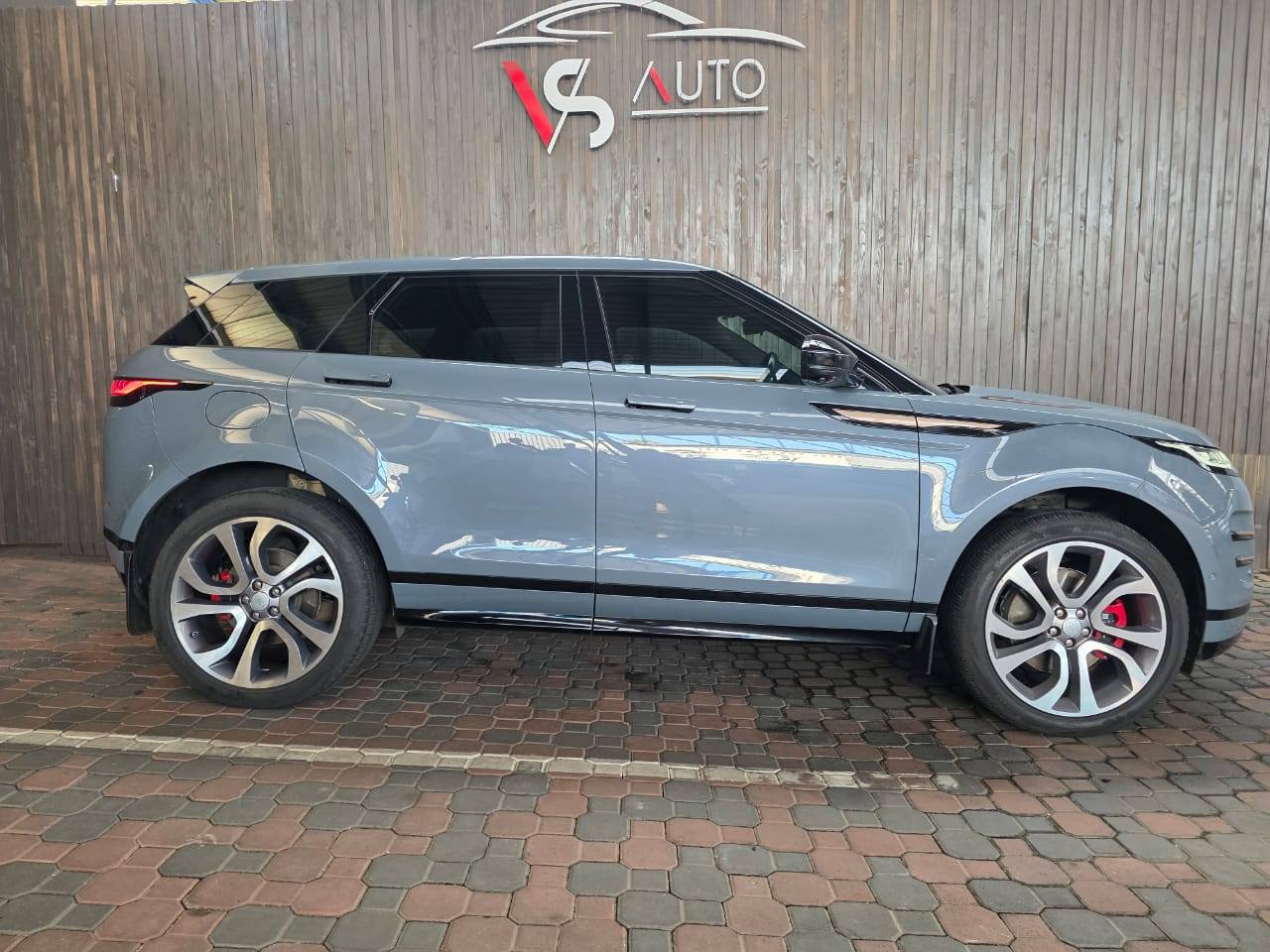 Werner Changuion Facebook ad: 2022 Range Rover Evoque 2.0D Autobiography AWD