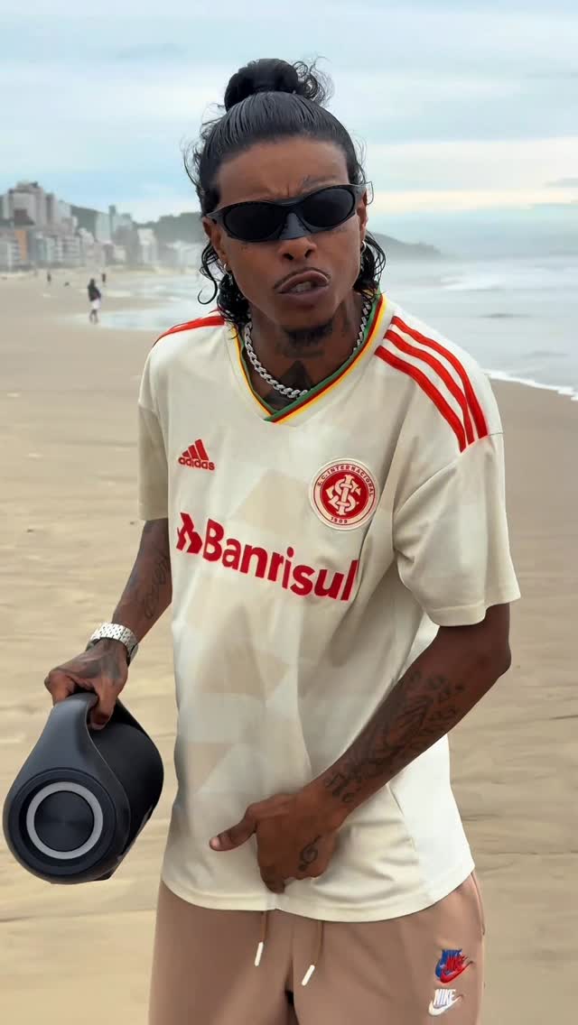 lennon_khalifa Facebook ad: Hoje Trapstar mas já vendi drog4s no Partenon