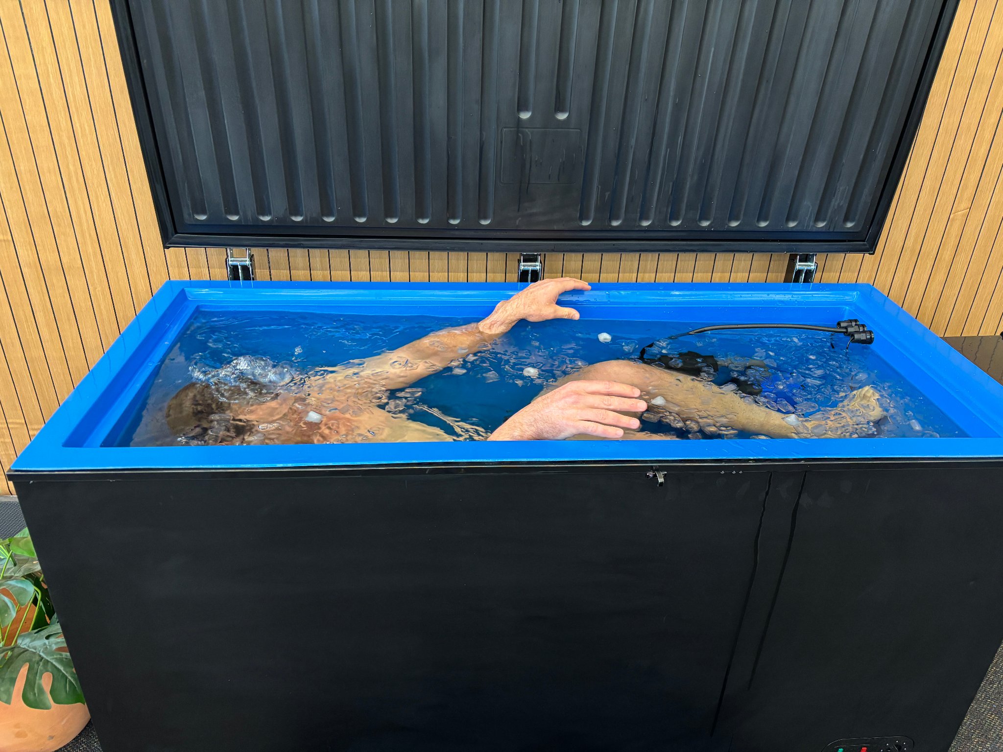 Joel Carr Facebook ad: Cold Plunge That Stays at 0°C - Built for Daily Use - ACT