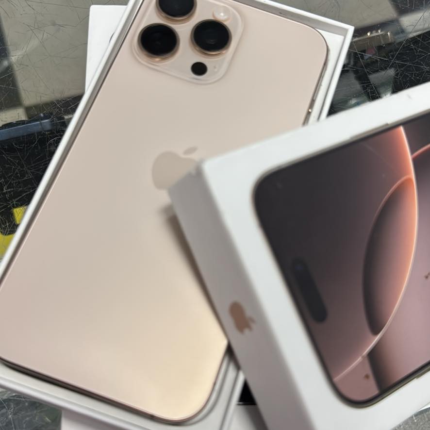 Fivestar Mobile & Sunglasses Facebook ad: 16 pro max 256GB unlocked