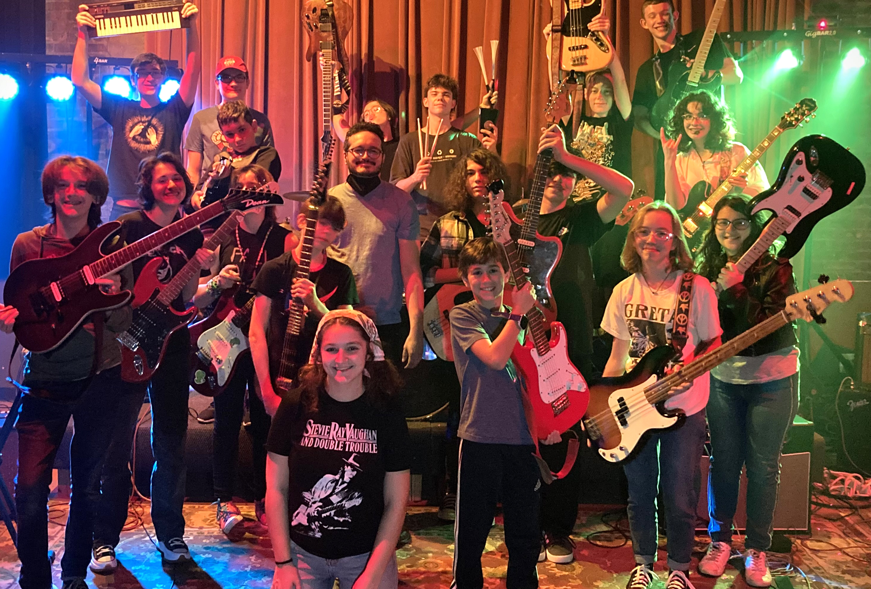 Showcase in Paradise Facebook ad: FREE Guitar Class to Get Your Child Started! Concord West!