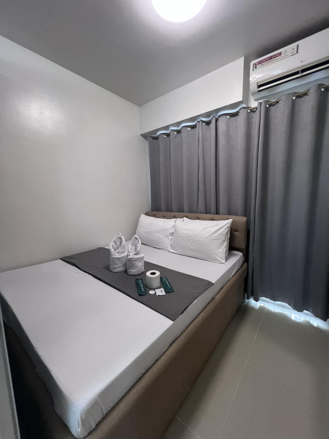 SMDC CONDO near Mall of Asia Facebook ad: Shore and Shell Residences