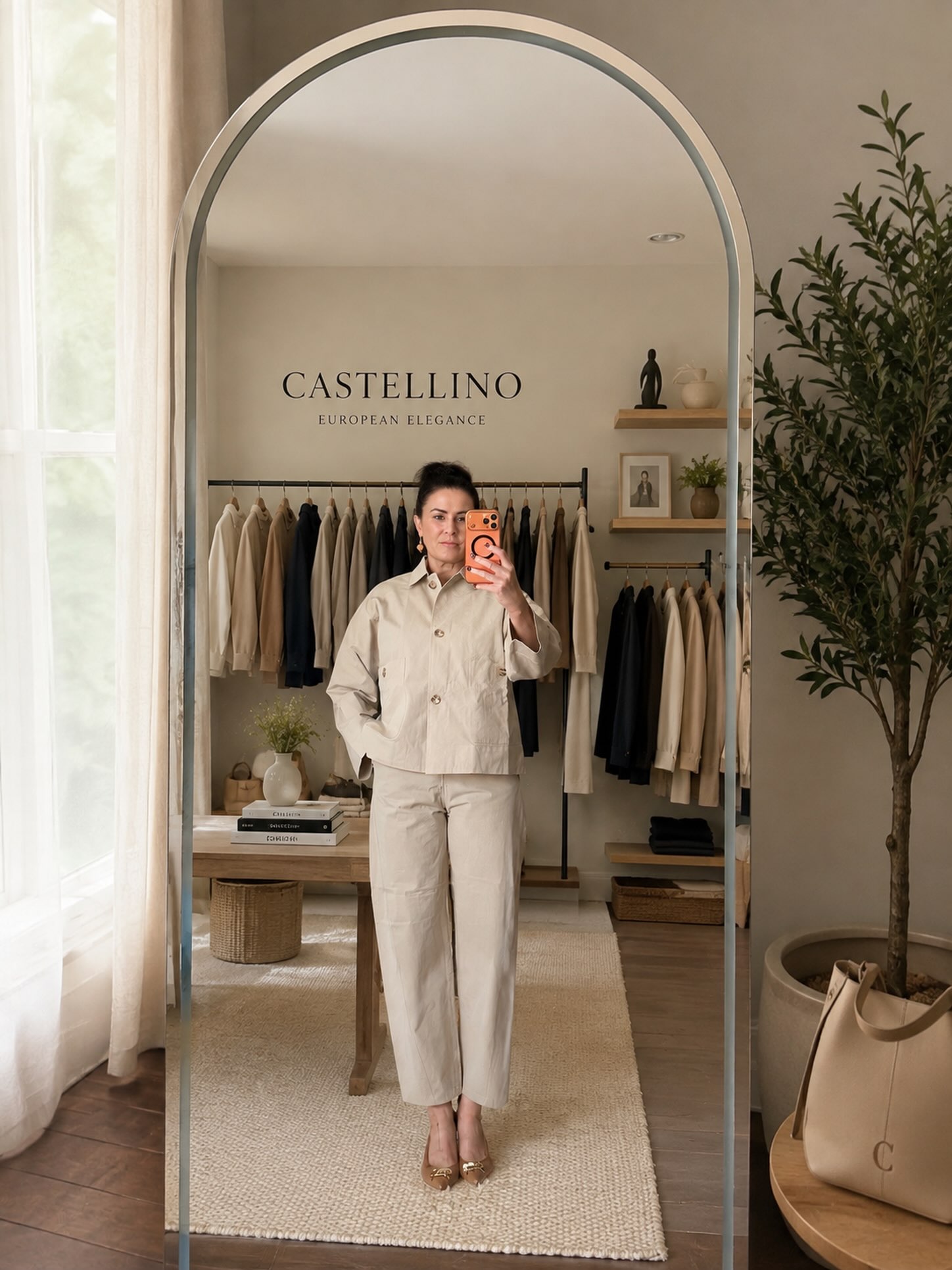 castellino.style Facebook ad: Quiet luxury, effortless style.