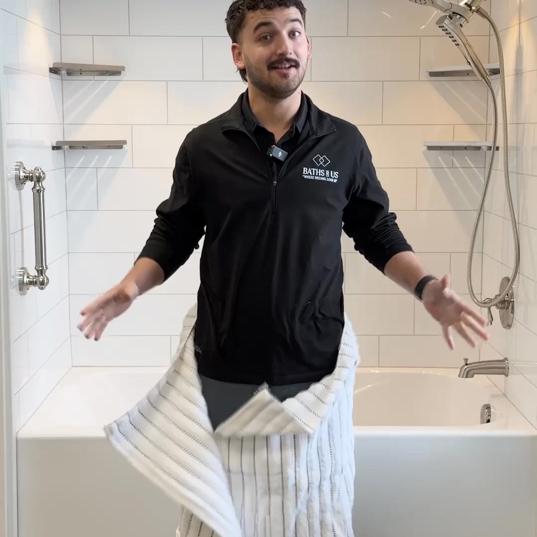 Baths R Us Facebook ad from Jul 31, 2026