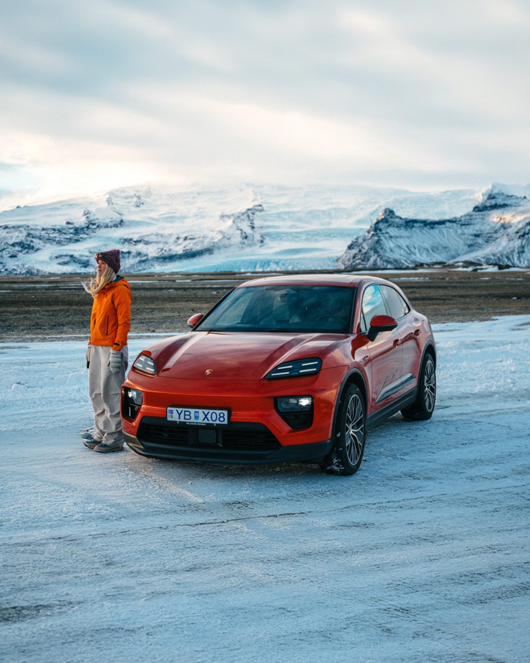 Porsche Facebook ad