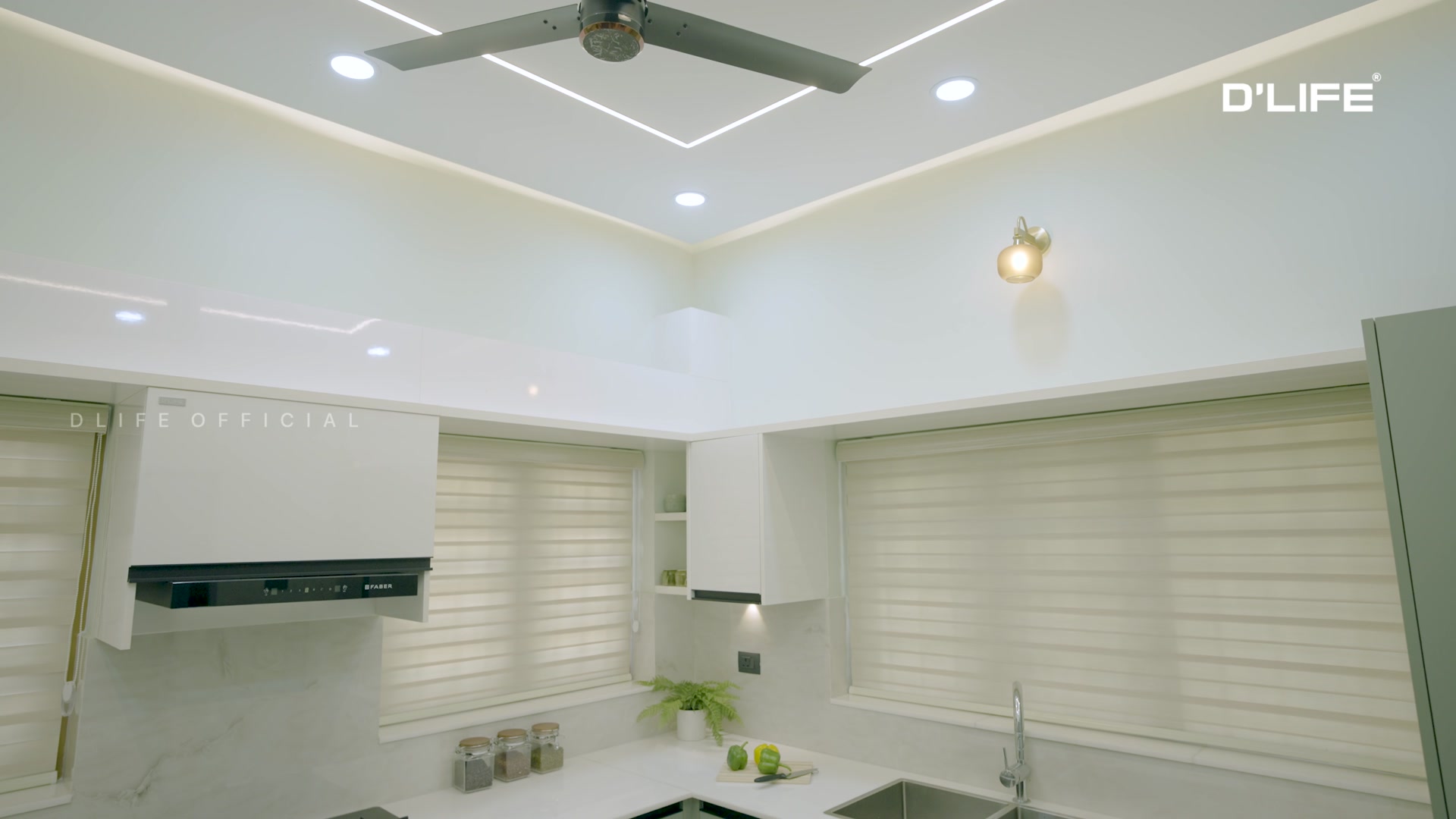 DLIFE Home Interiors Facebook ad: Chat with us