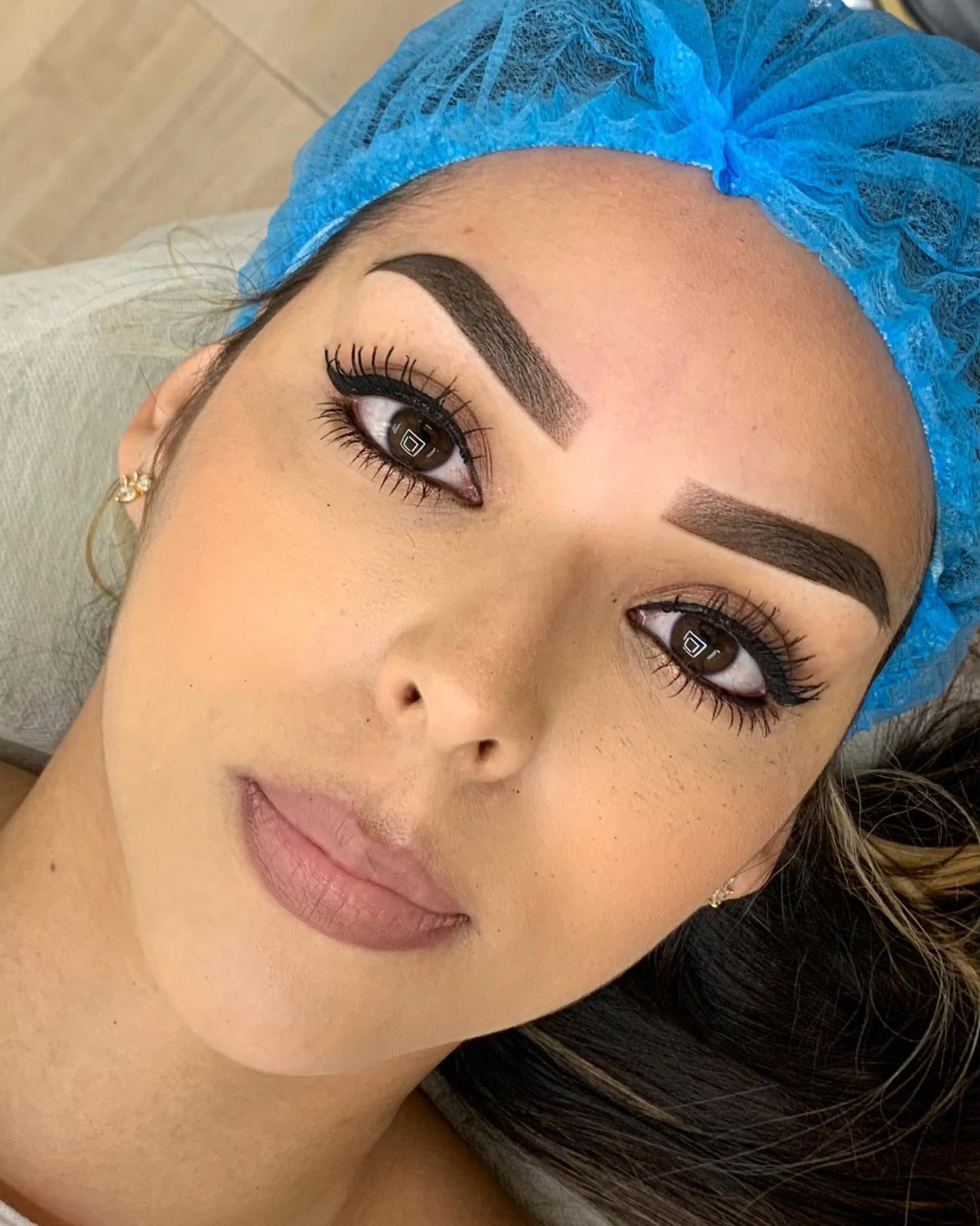 Cejas Perfectas Medellin Facebook ad: Ya luces tus Cejas Perfectas?