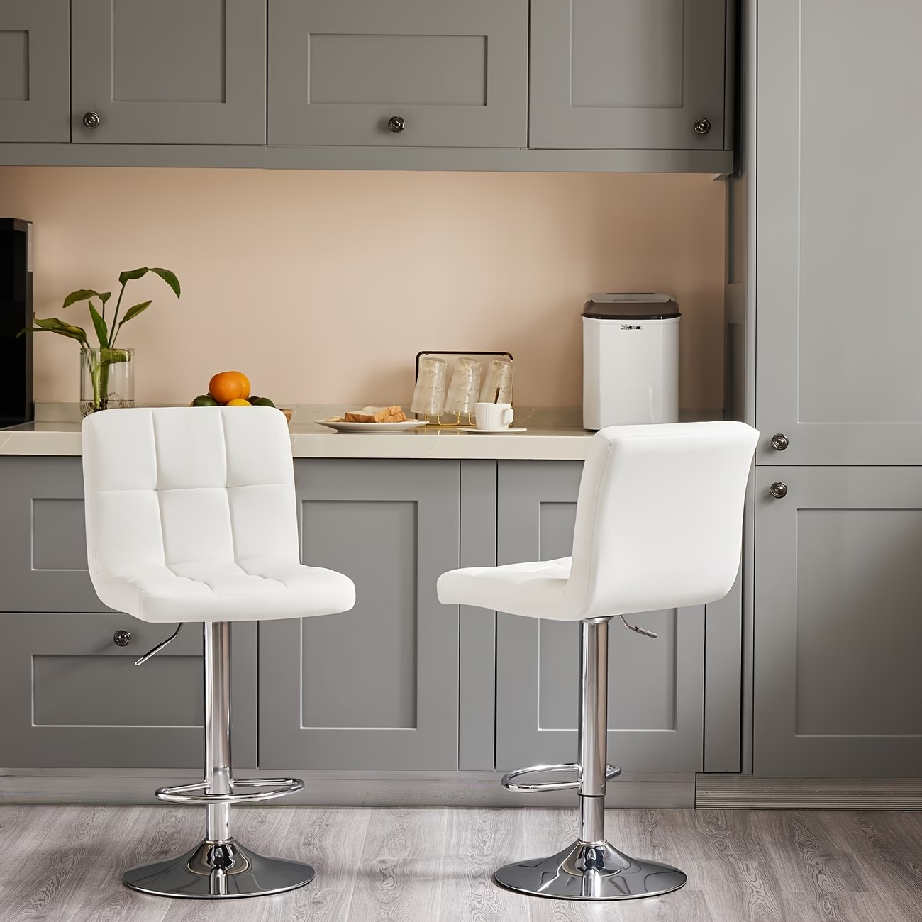 Ismo Markt Facebook ad: Set of 2 (BRAND NEW) Adjustable Leather Bar Stools - White