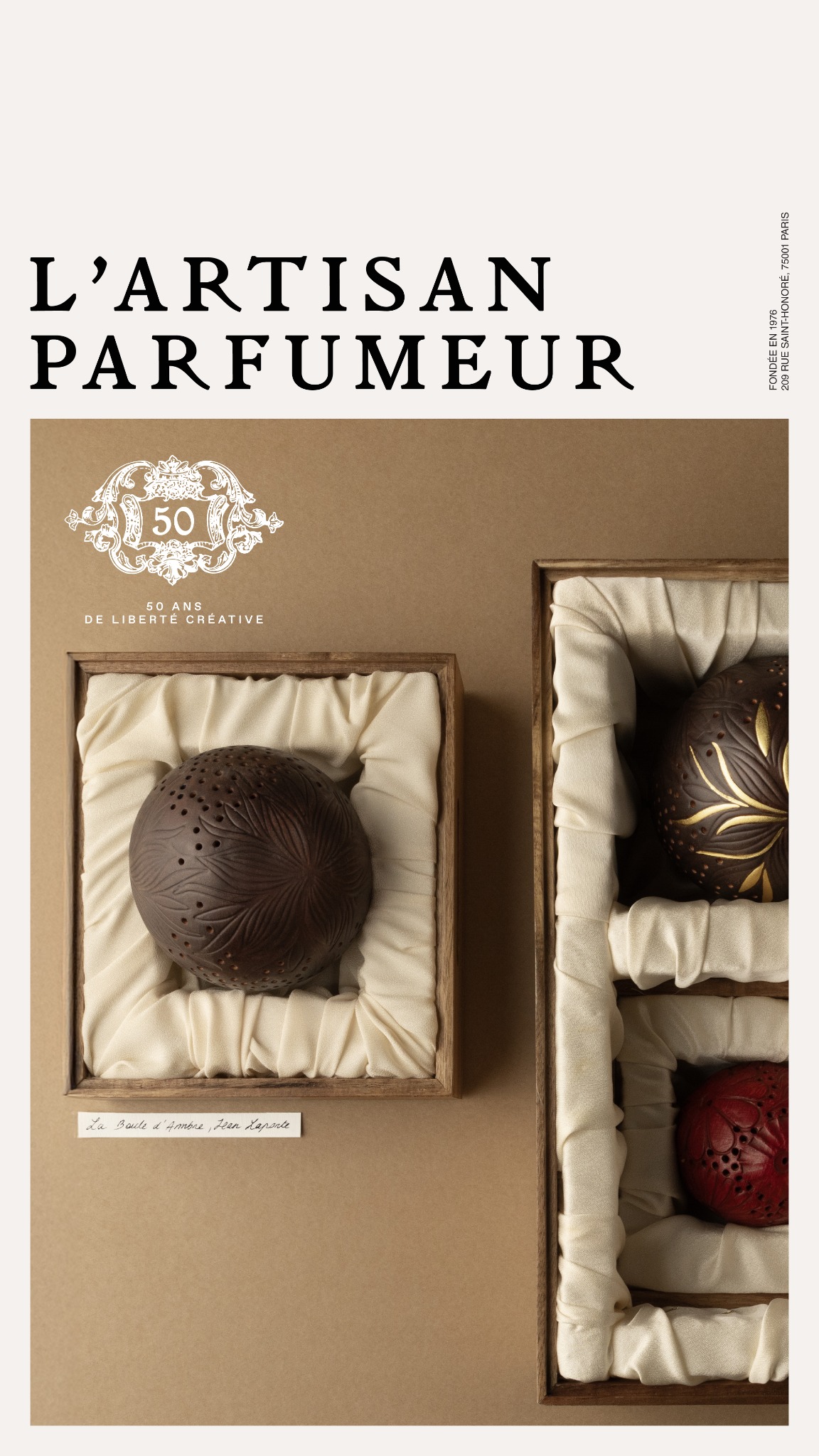 L'Artisan Parfumeur Paris Facebook ad