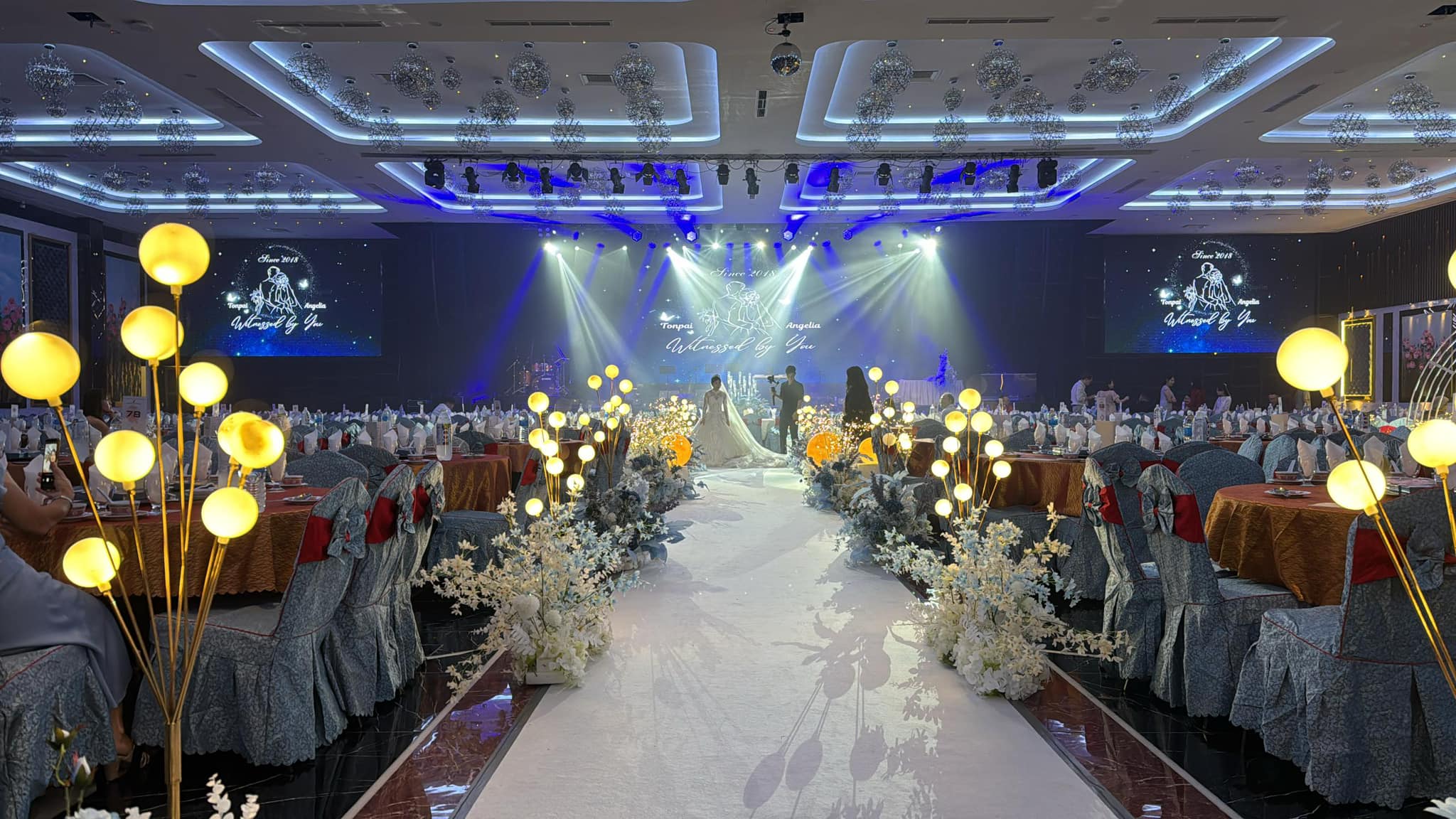 Frazel Expo & Convention Hall Facebook ad: Step into a world of luxury and sophistication…