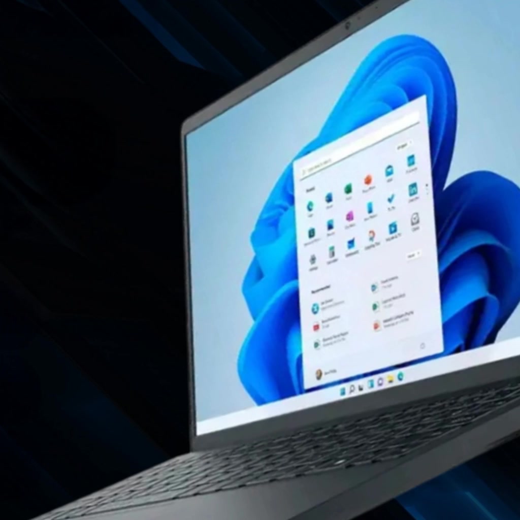 Pacifiko.com Facebook ad: Laptop Gaming Lenovo Legion 5i, 15.1 Pulgadas OLED, Intel…