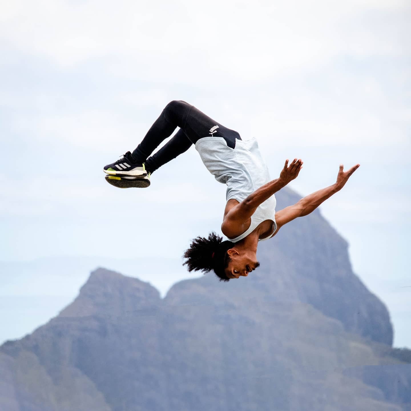 Axel Louis - Parkour & Freerunning Facebook ad: Louis Axel - Mauritian Freerunner Athlete
