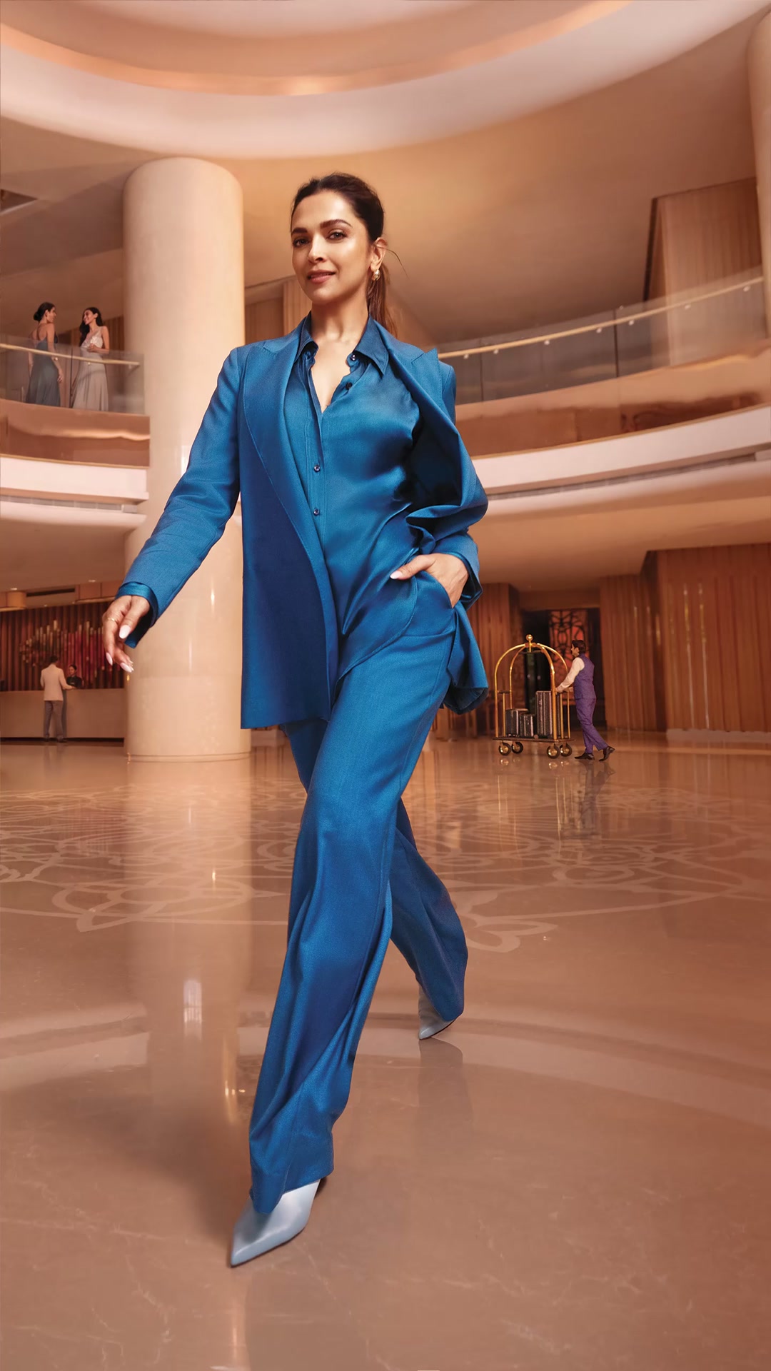 Hilton Facebook ad: Hilton x Deepika Padukone