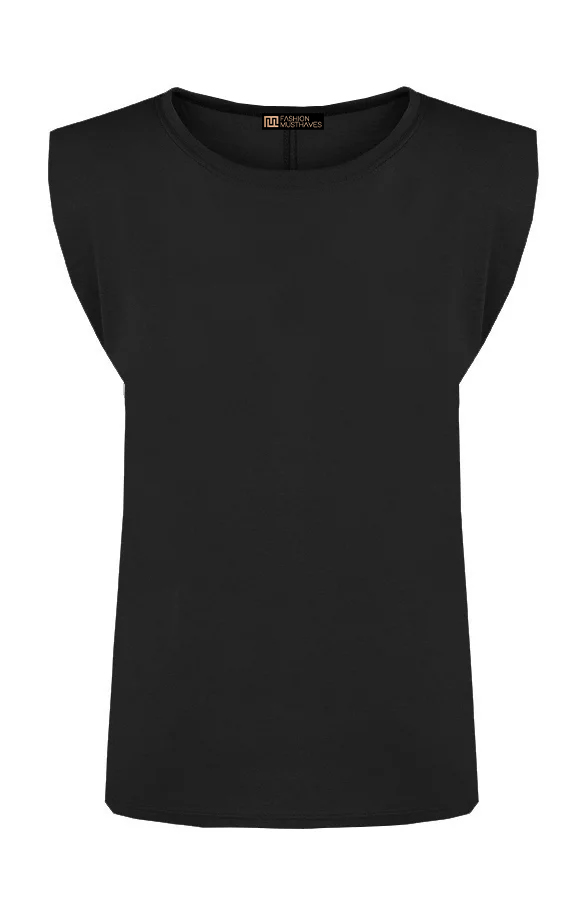 Fashion Musthaves Facebook ad