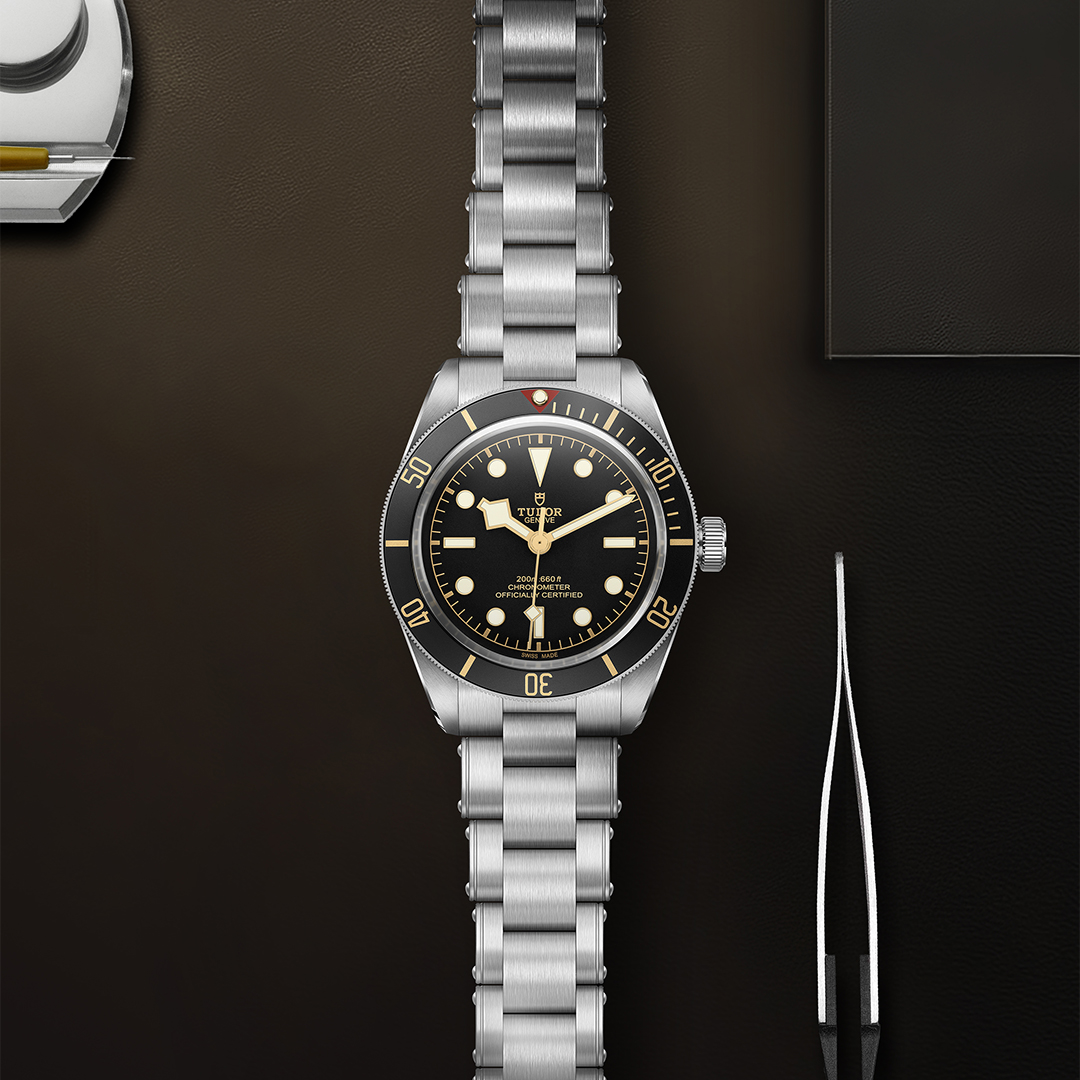 Watches of Switzerland Official Facebook ad
