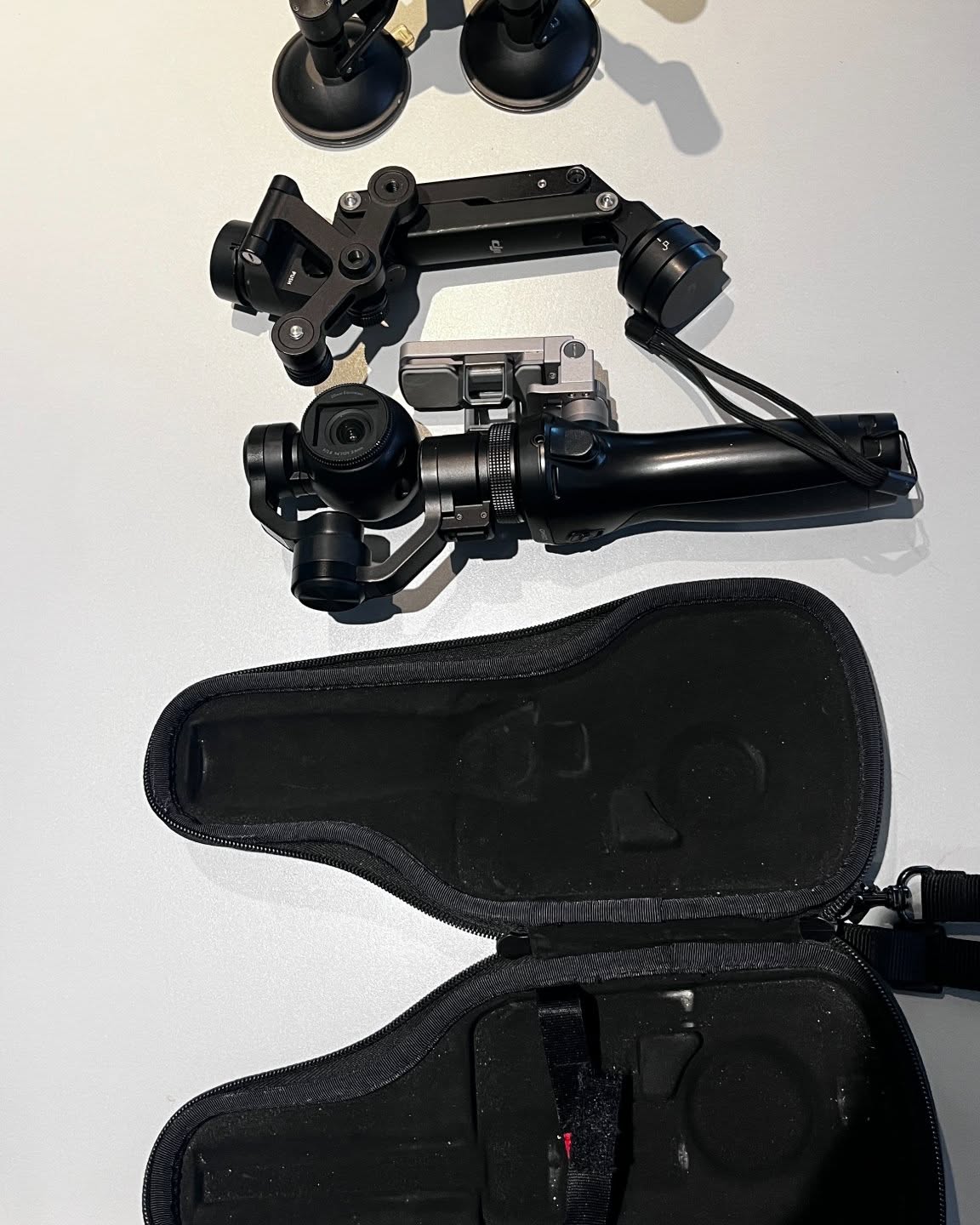 Fito Vila Facebook ad: Dji Osmo Plus 4k Camera + Accesorios Y Estabilizador (Usado)