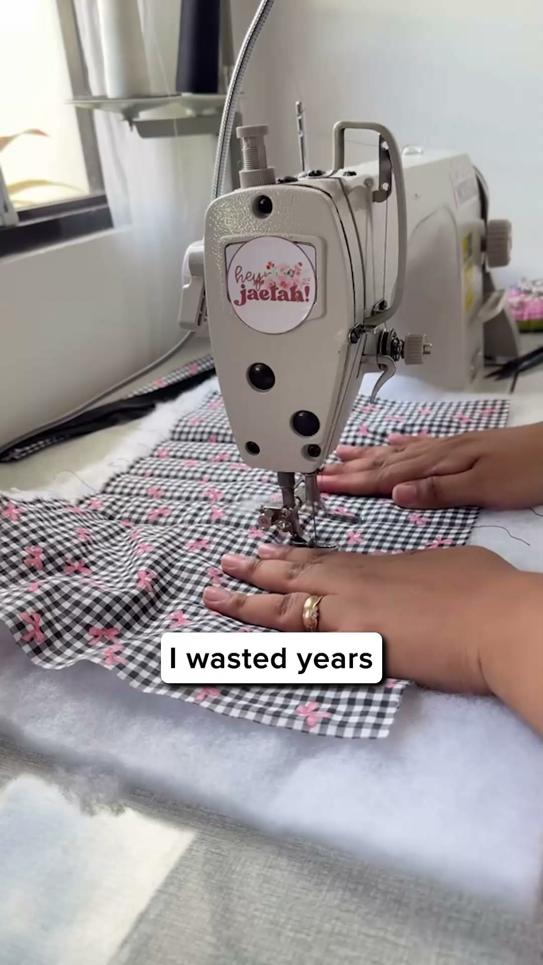 Knitting Art Studio Facebook ad: 100+ Pet Sewing Patterns for $27
