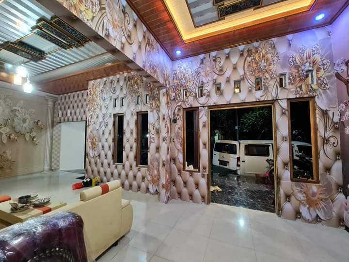 RWP interior Facebook ad: Distributor wallpaper dinding interior PLFON PVC dan gypsum