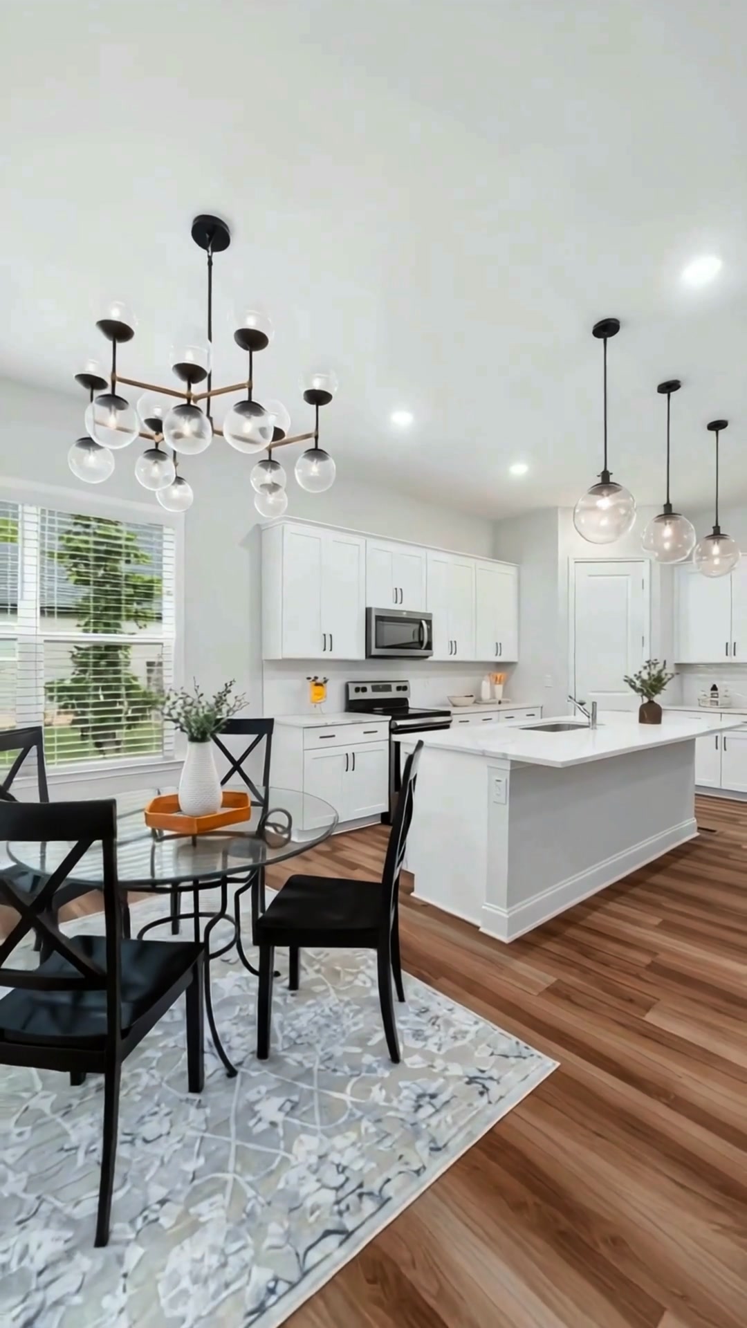 AutoReel Facebook ad: Turn Boring Property Photos Into Scroll-Stopping Reels