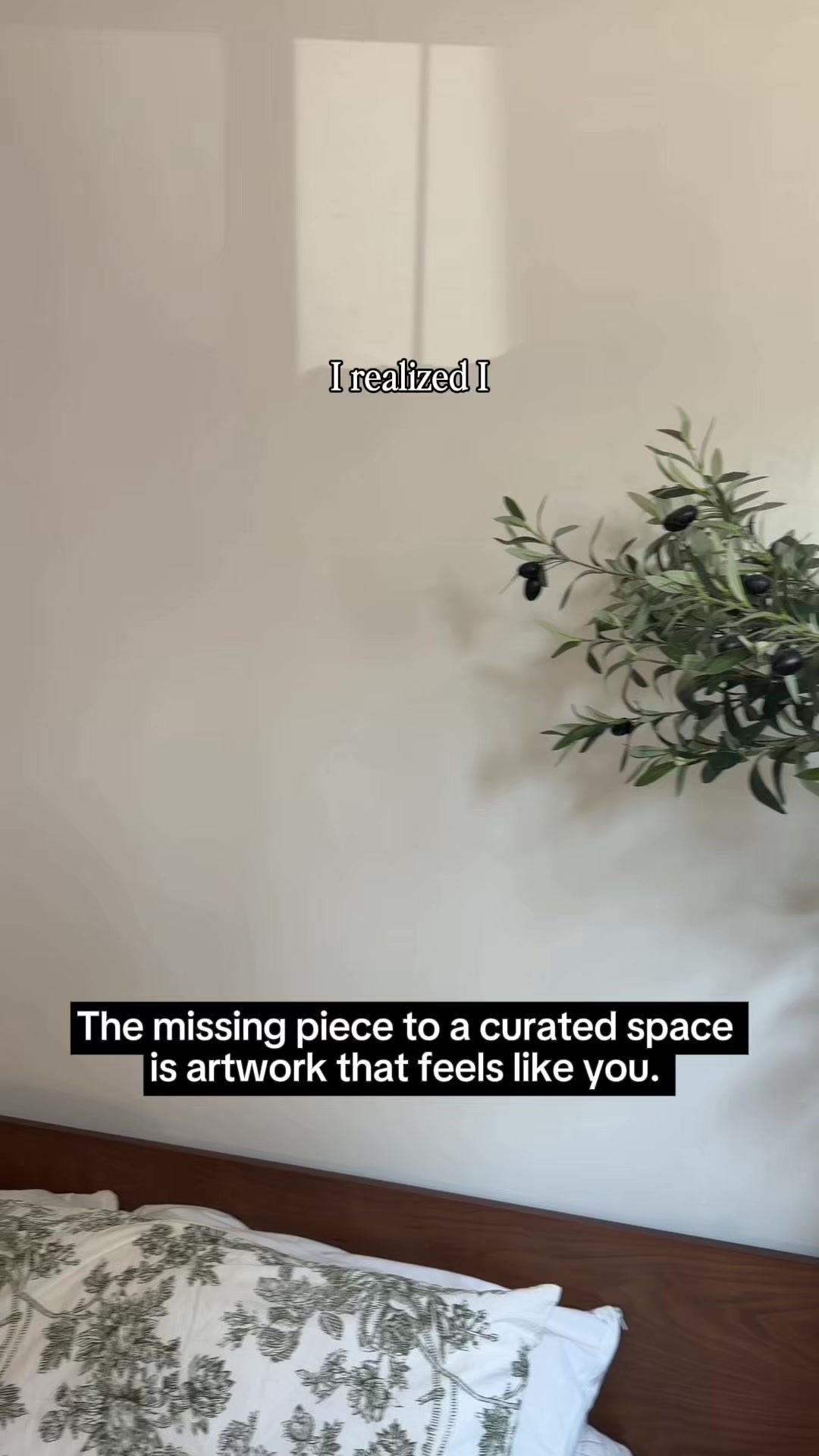 Society6 Facebook ad: Calling all art & decor lovers.