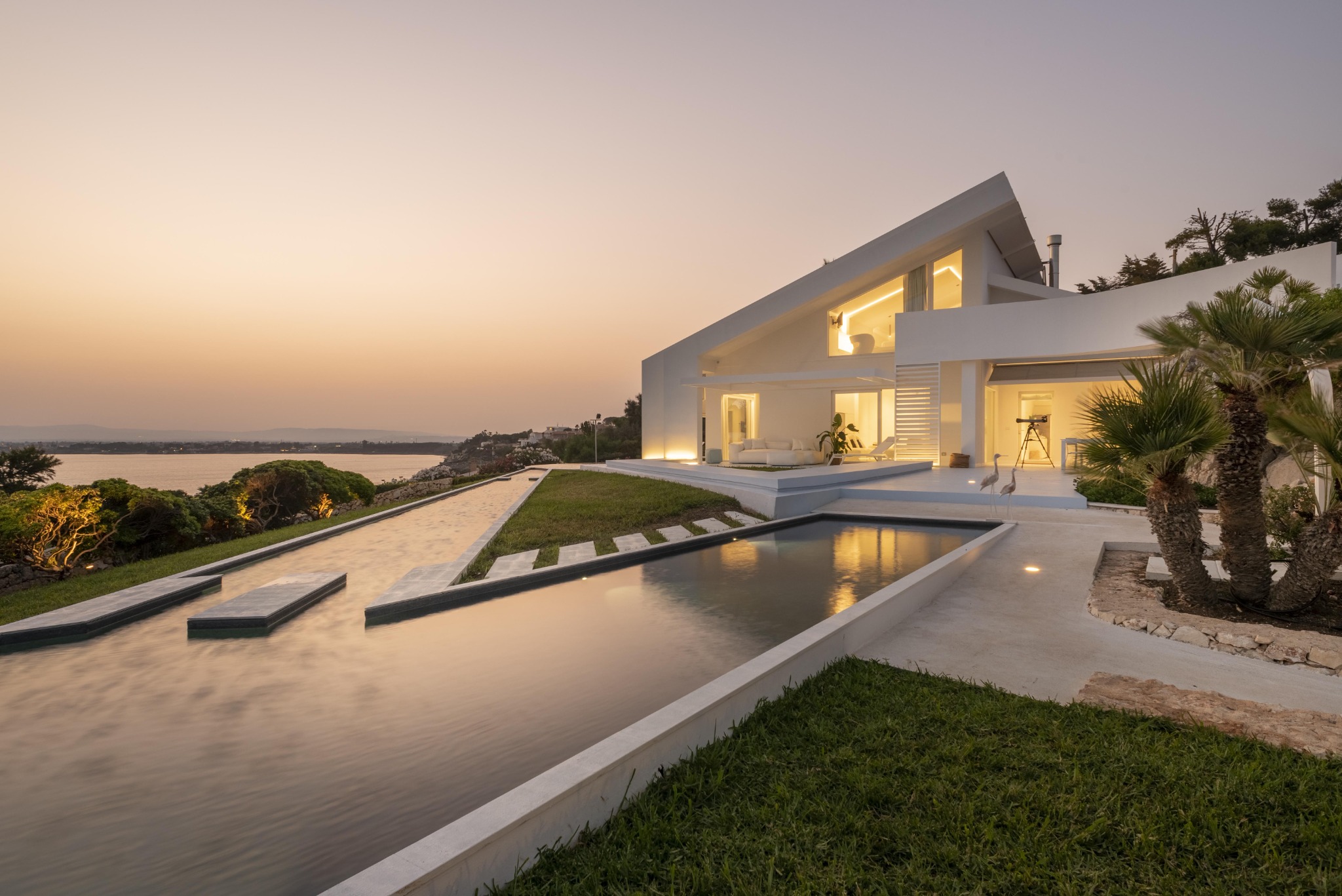 Sicily Luxury Villas Facebook ad: Dreaming of a luxurious getaway?