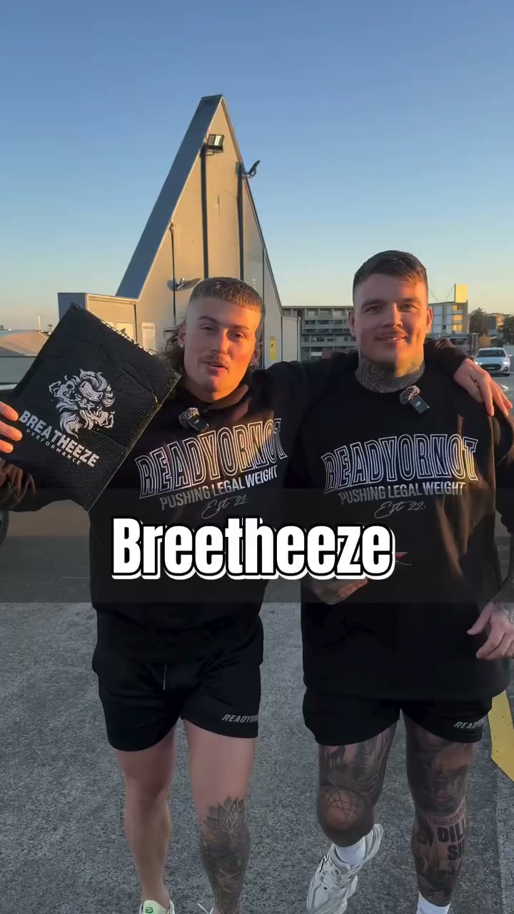 Breatheeze Facebook ad: Stock Won’t Last, Shop Now.