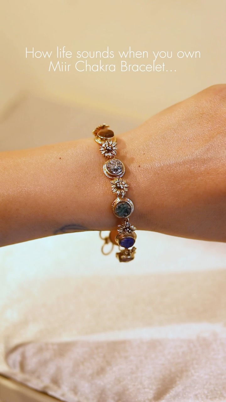 Miir jewellery Facebook ad: A familiar concept, reimagined.
