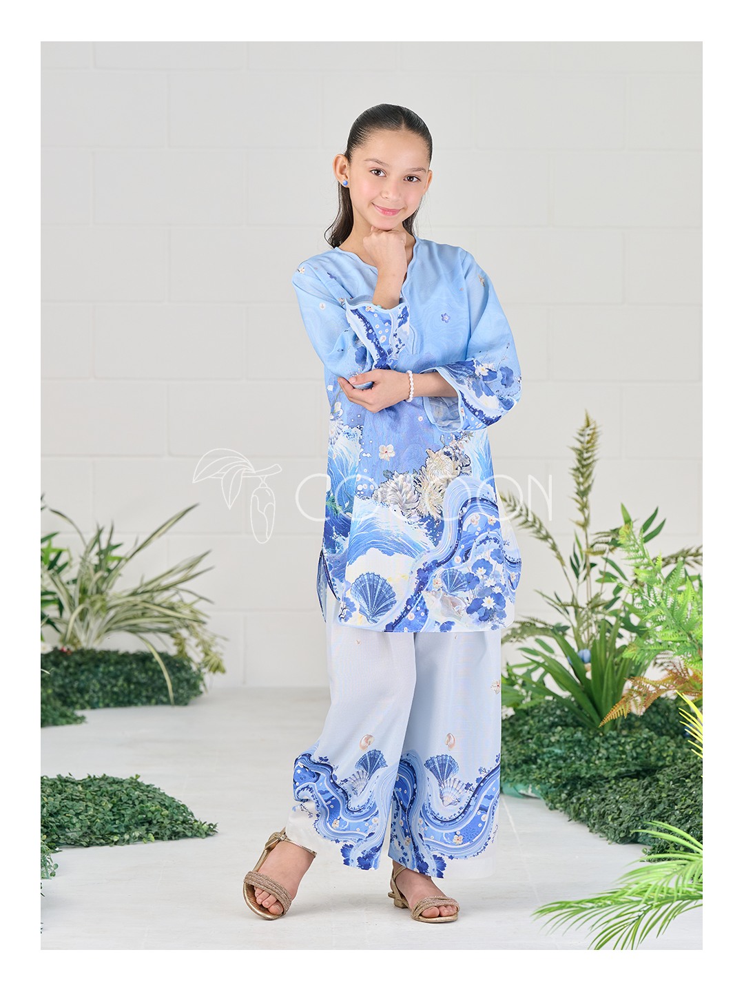 wear.cocoon Facebook ad: Mini style, big smiles
