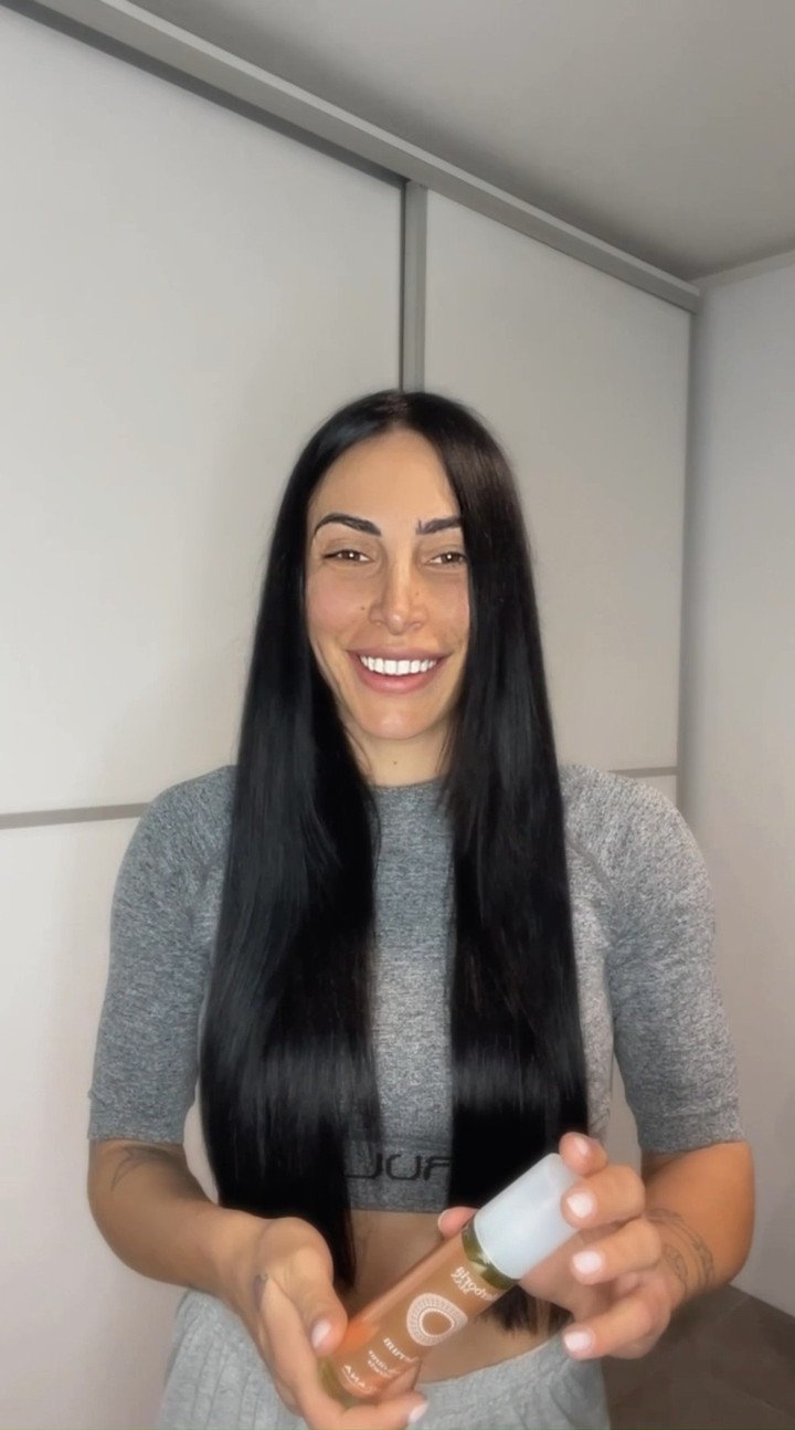 KYANA Professional Hair Products Facebook ad: Η @polina_trigonidou μας δείχνει πως διατηρεί τα μαλλιά…