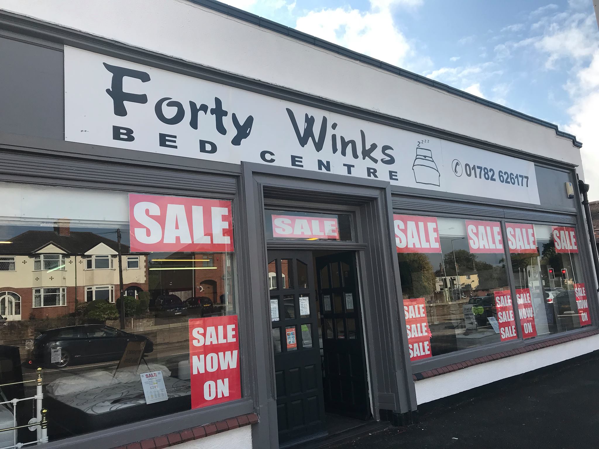 Forty Winks Bed Centre Facebook ad: Your local supplier of beds, mattresses and bedroom…